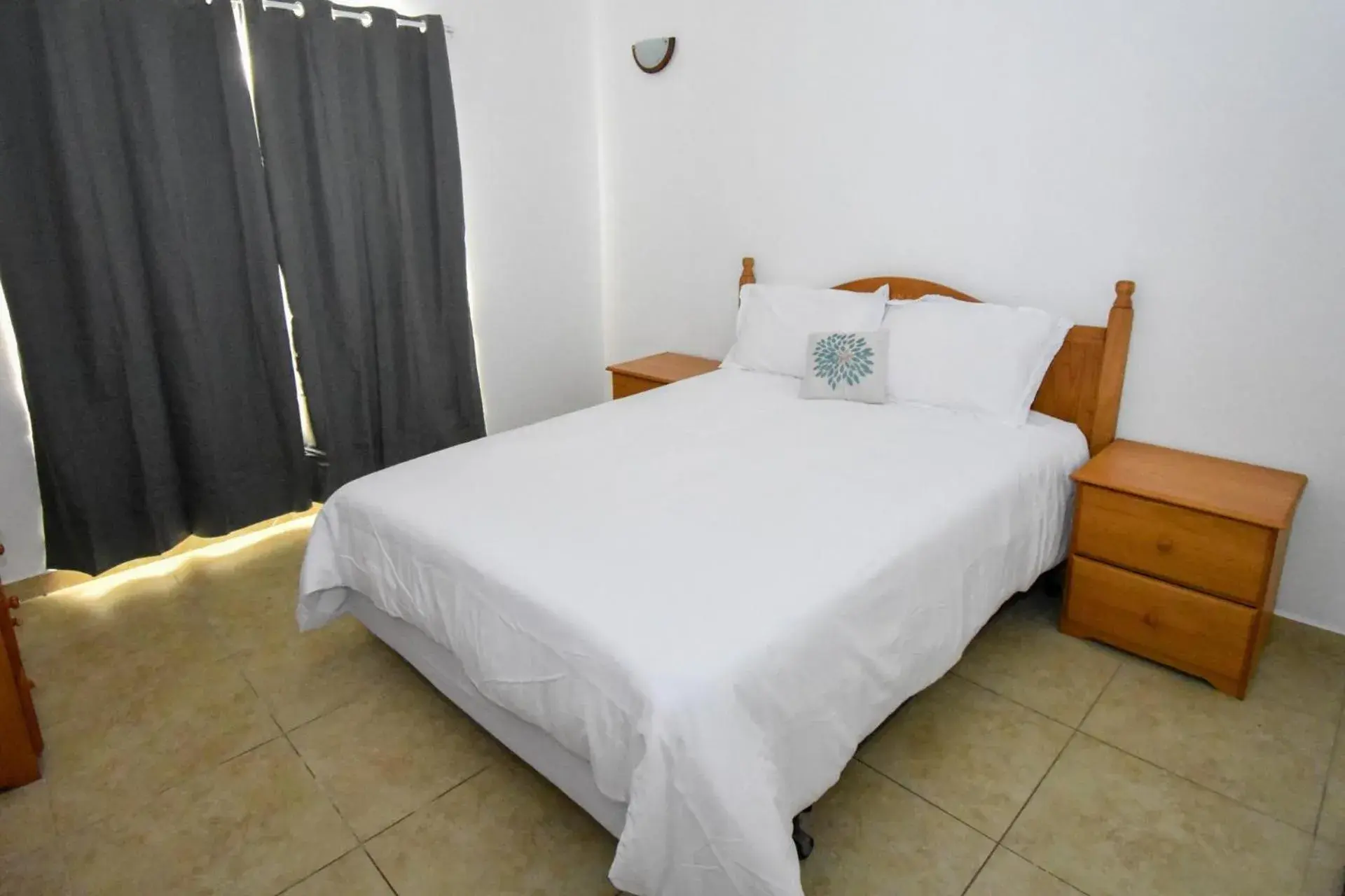 Bed in Lord Nelson Hotel & Residences Bed in Lord Nelson Hotel & Residences