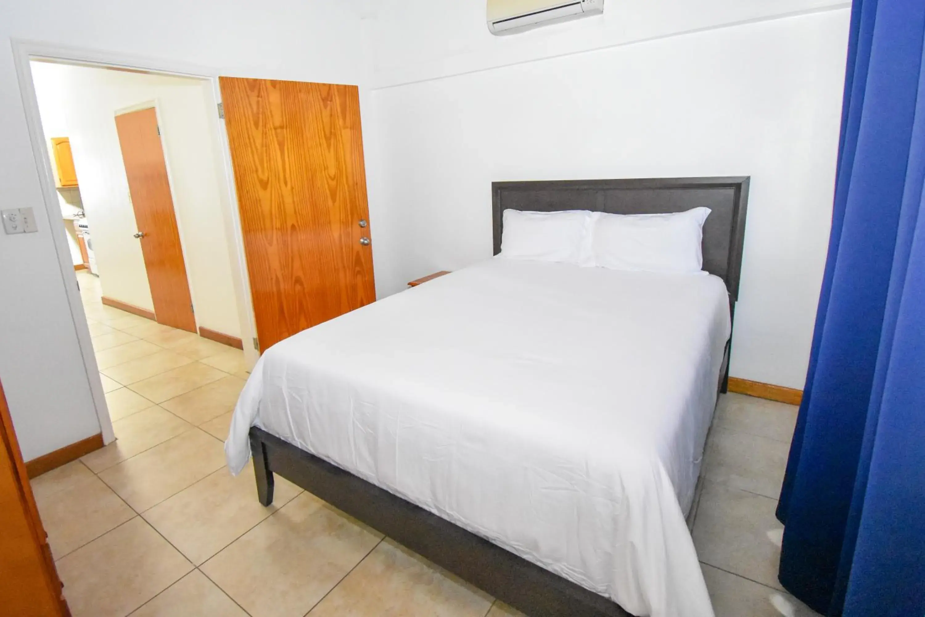 Bedroom, Bed in Lord Nelson Hotel & Residences Bedroom, Bed in Lord Nelson Hotel & Residences