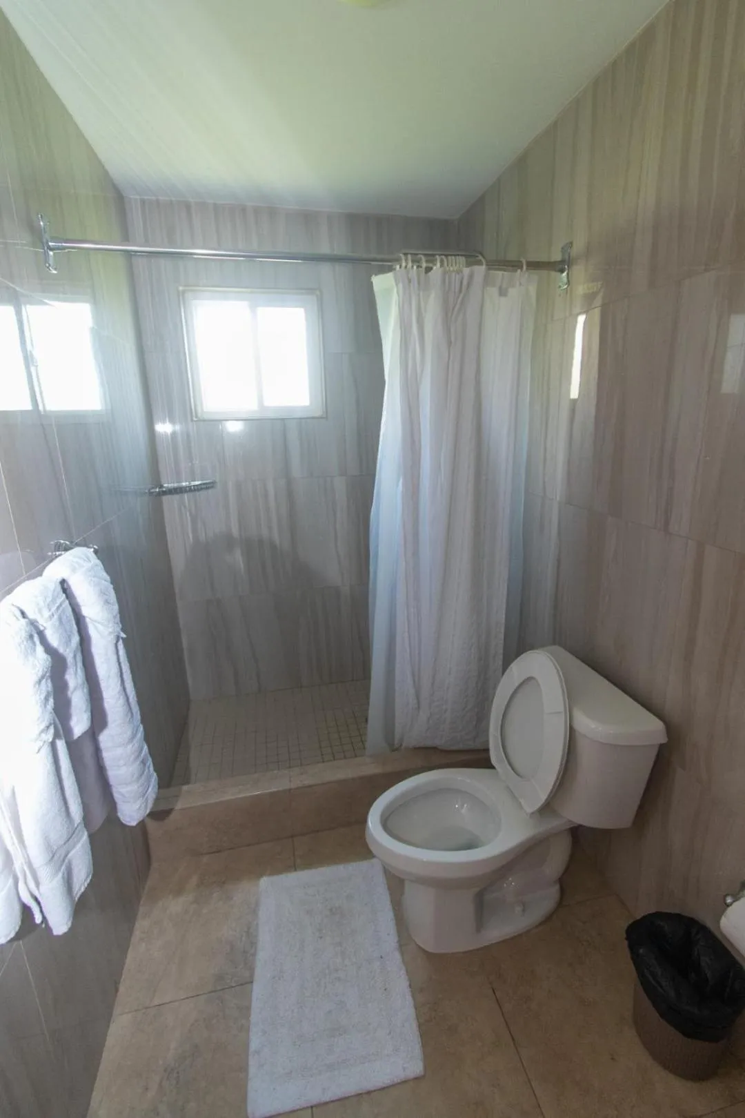 Bathroom in Lord Nelson Hotel & Residences