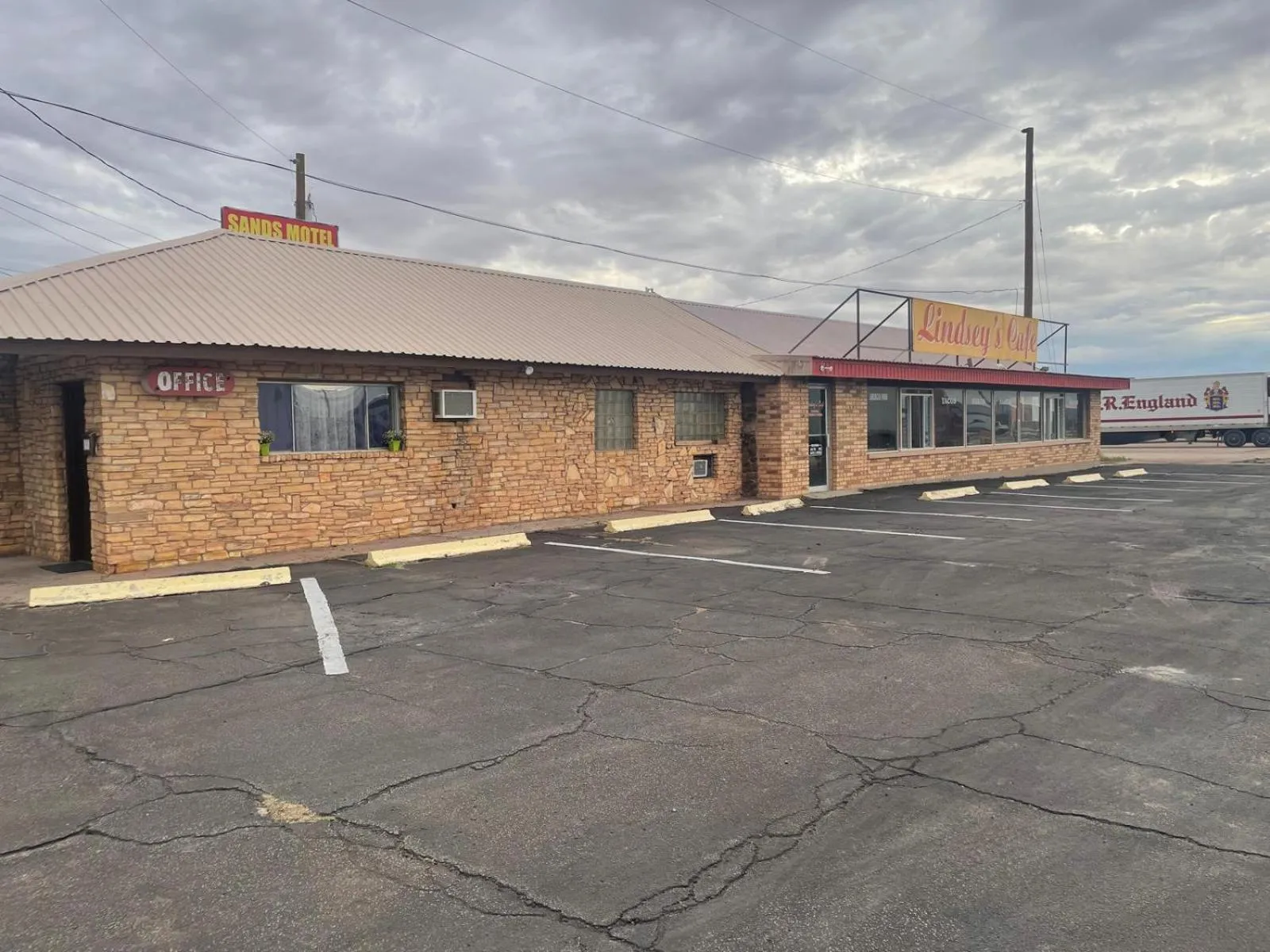 Property building in Sands Motel