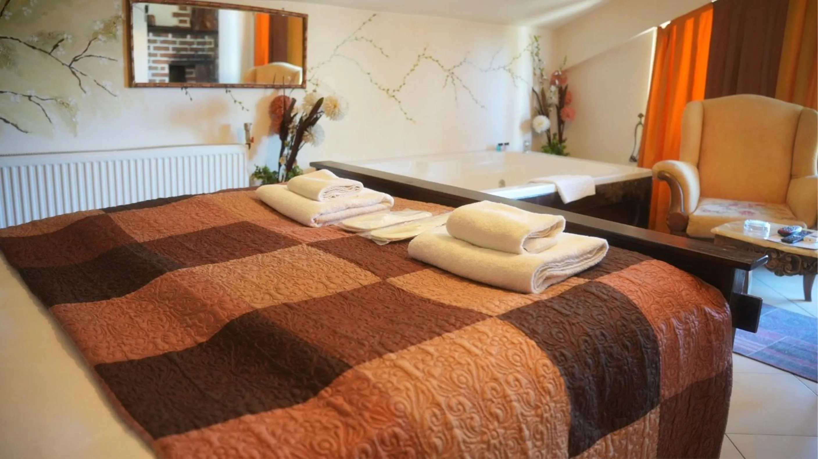 Bed in Treetops Park Hotel