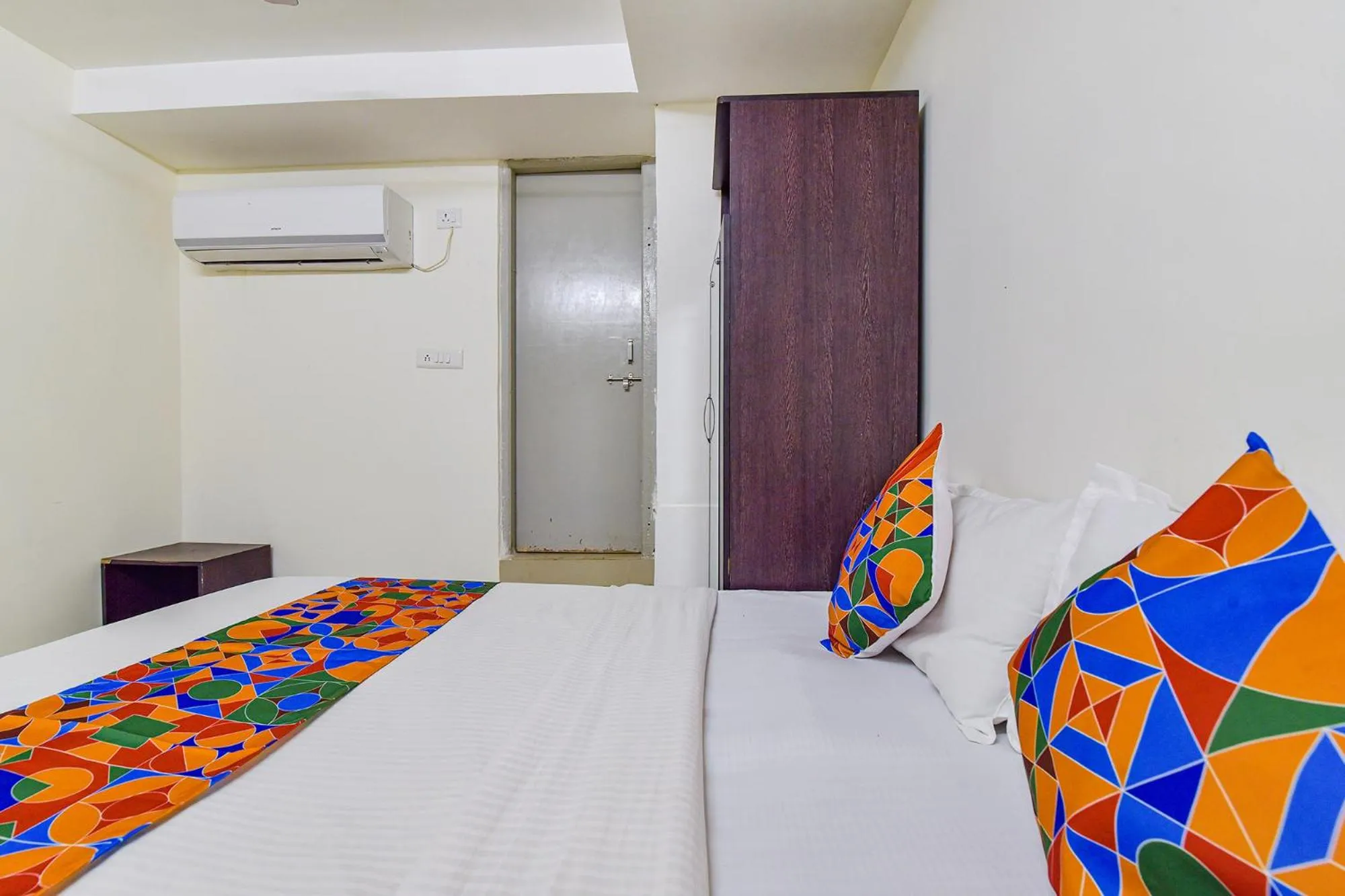 Bed in Via Himalaya Inn