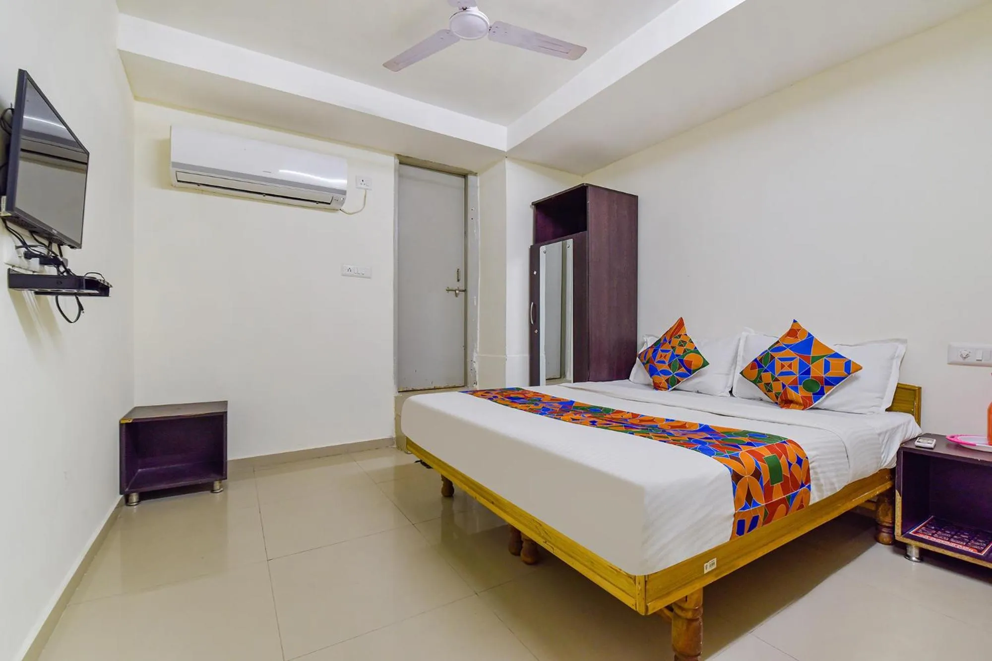 Bed in Via Himalaya Inn