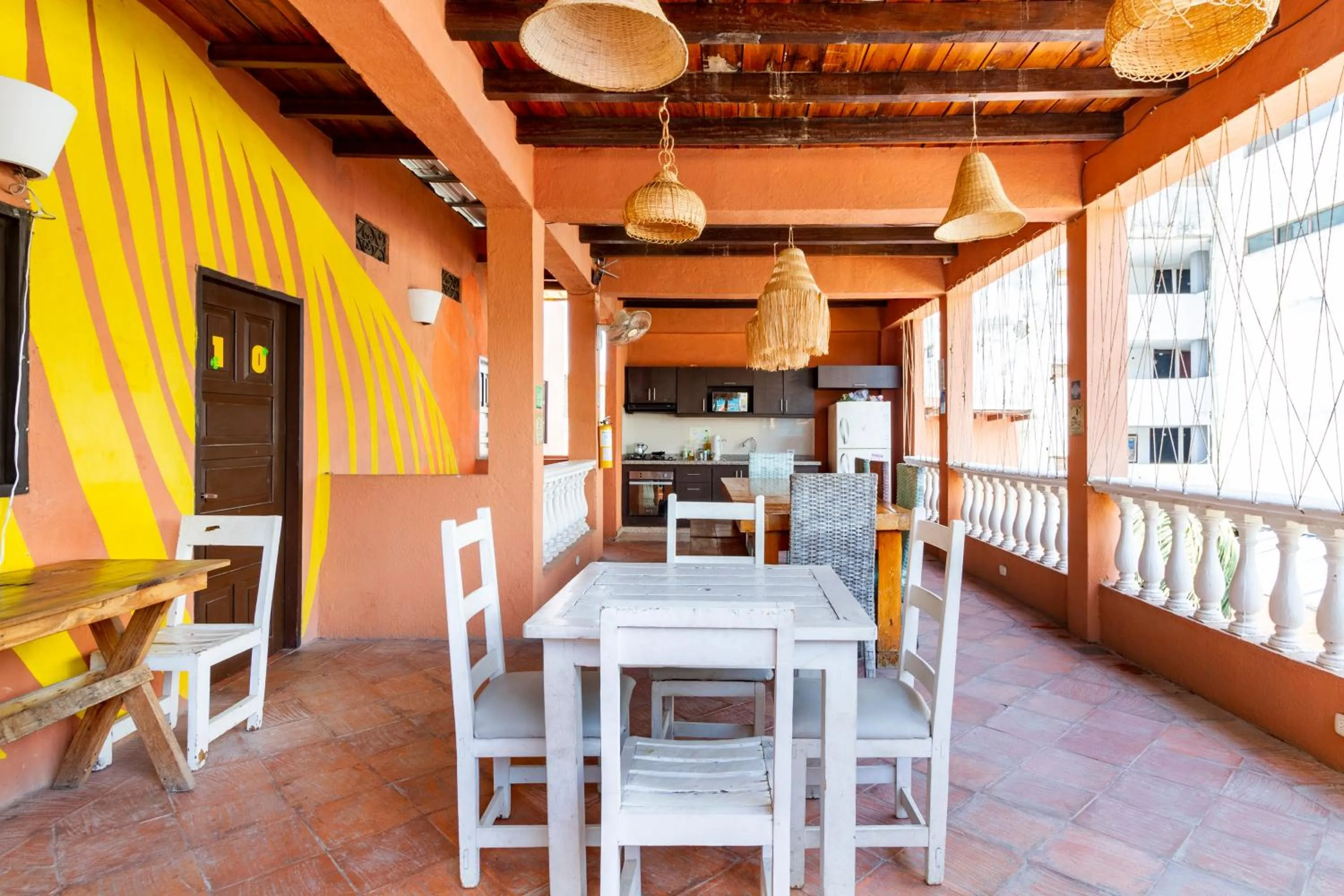 Kitchen or kitchenette in Gagaka Rua hostel