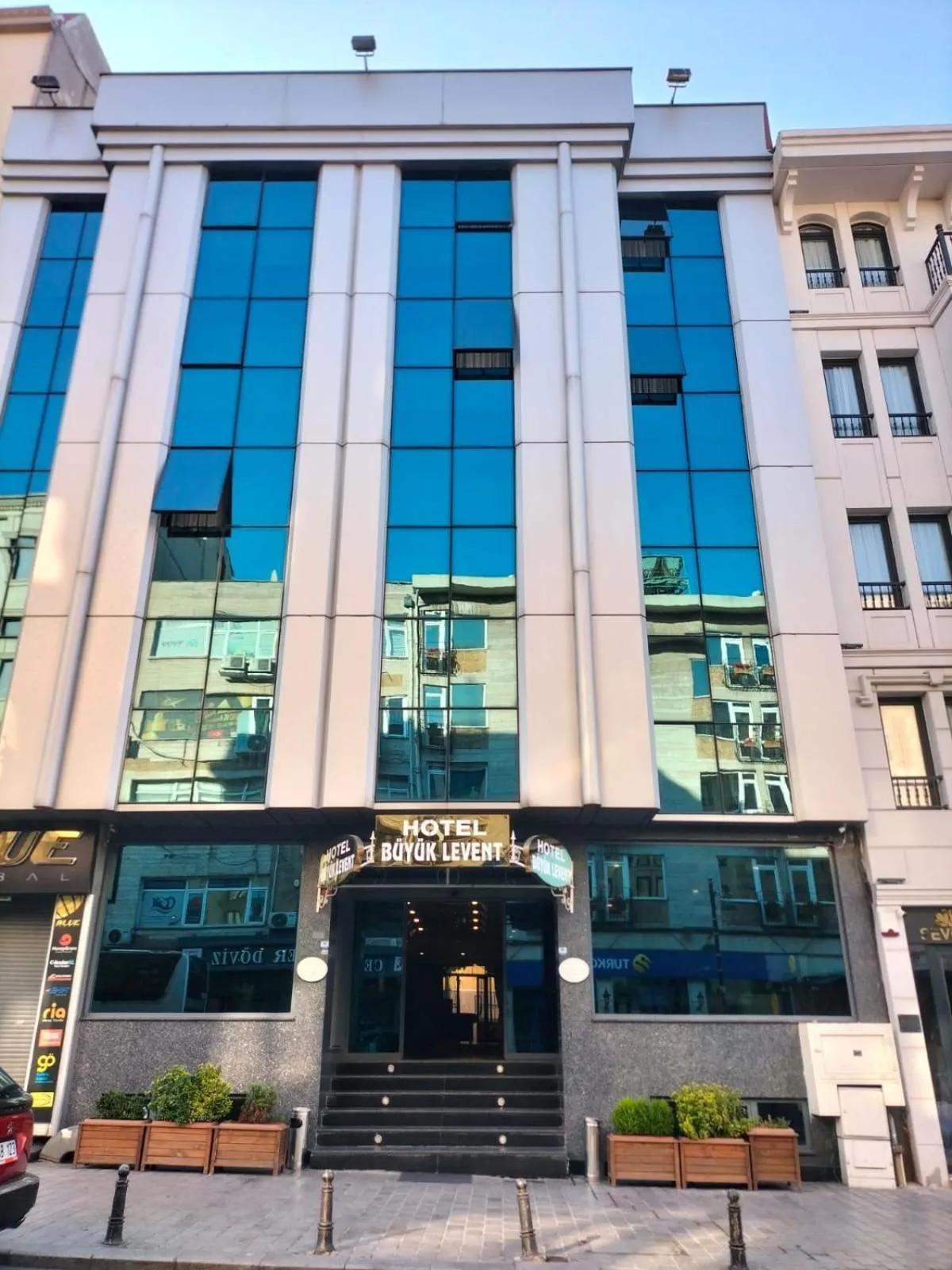 Property building in Hotel Büyük Levent
