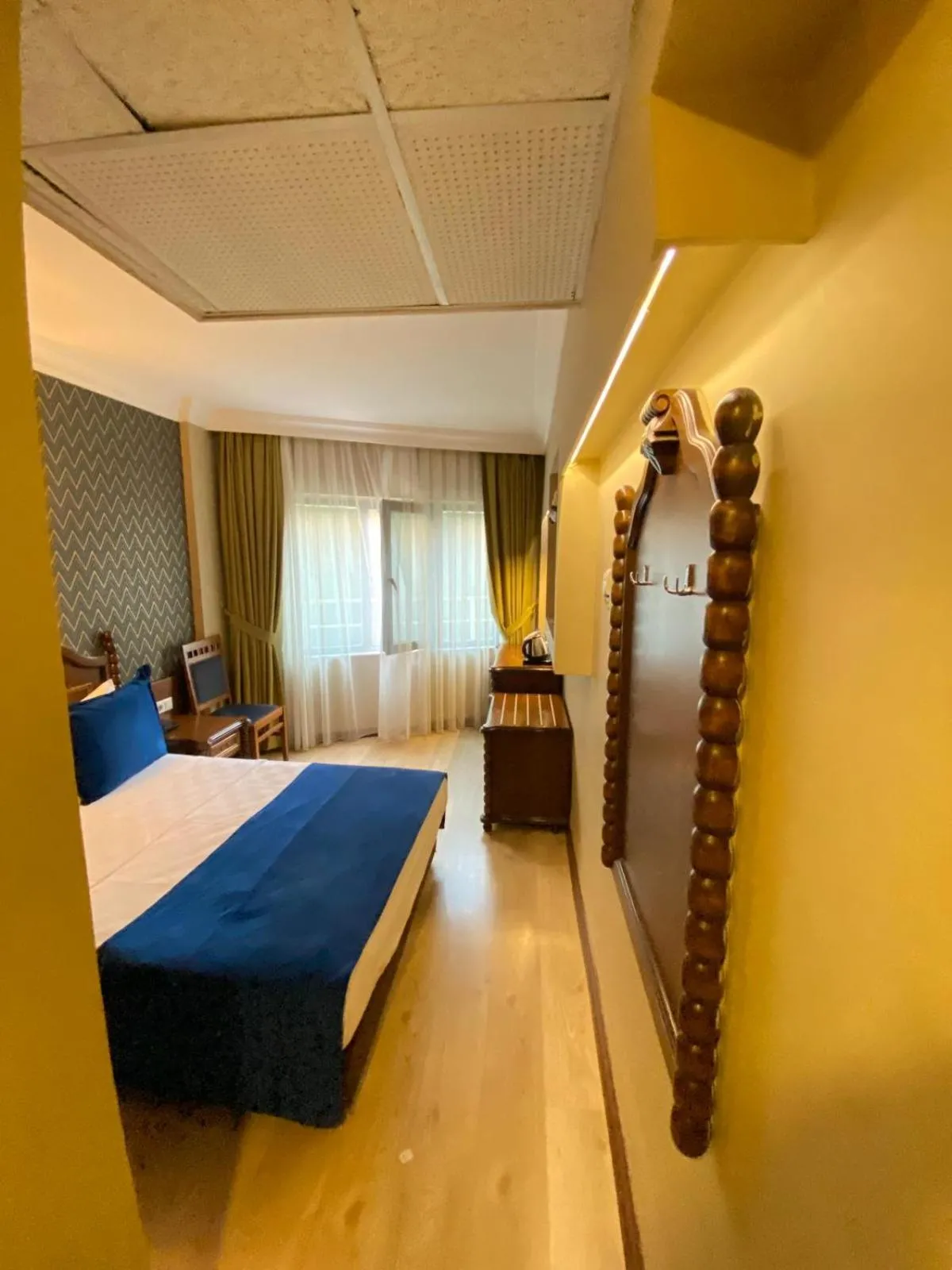Photo of the whole room, Bed in Hotel Büyük Levent
