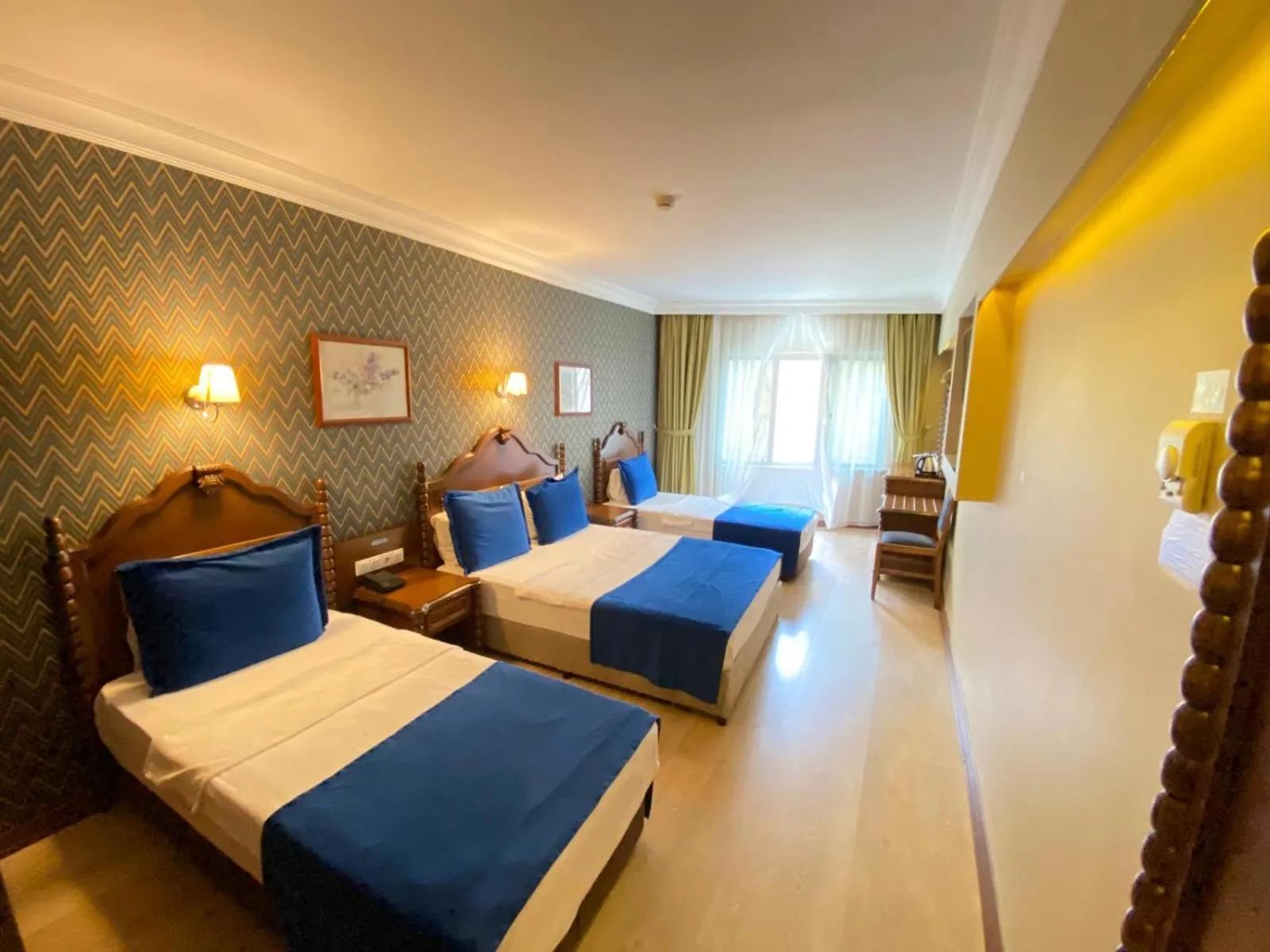 Bedroom, Bed in Hotel Büyük Levent