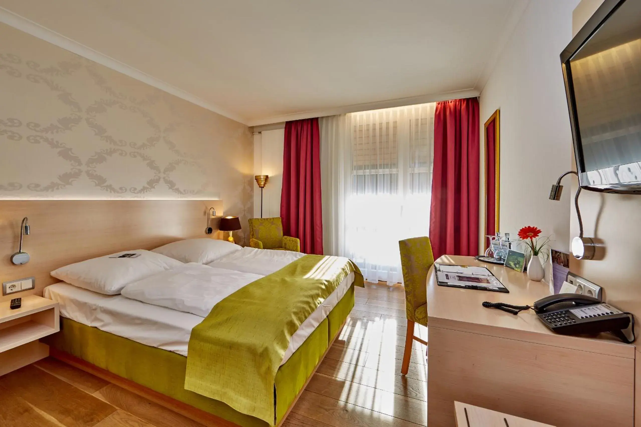 Budget Double Room - single occupancy in Hotel am Badersee Budget Double Room - single occupancy in Hotel am Badersee