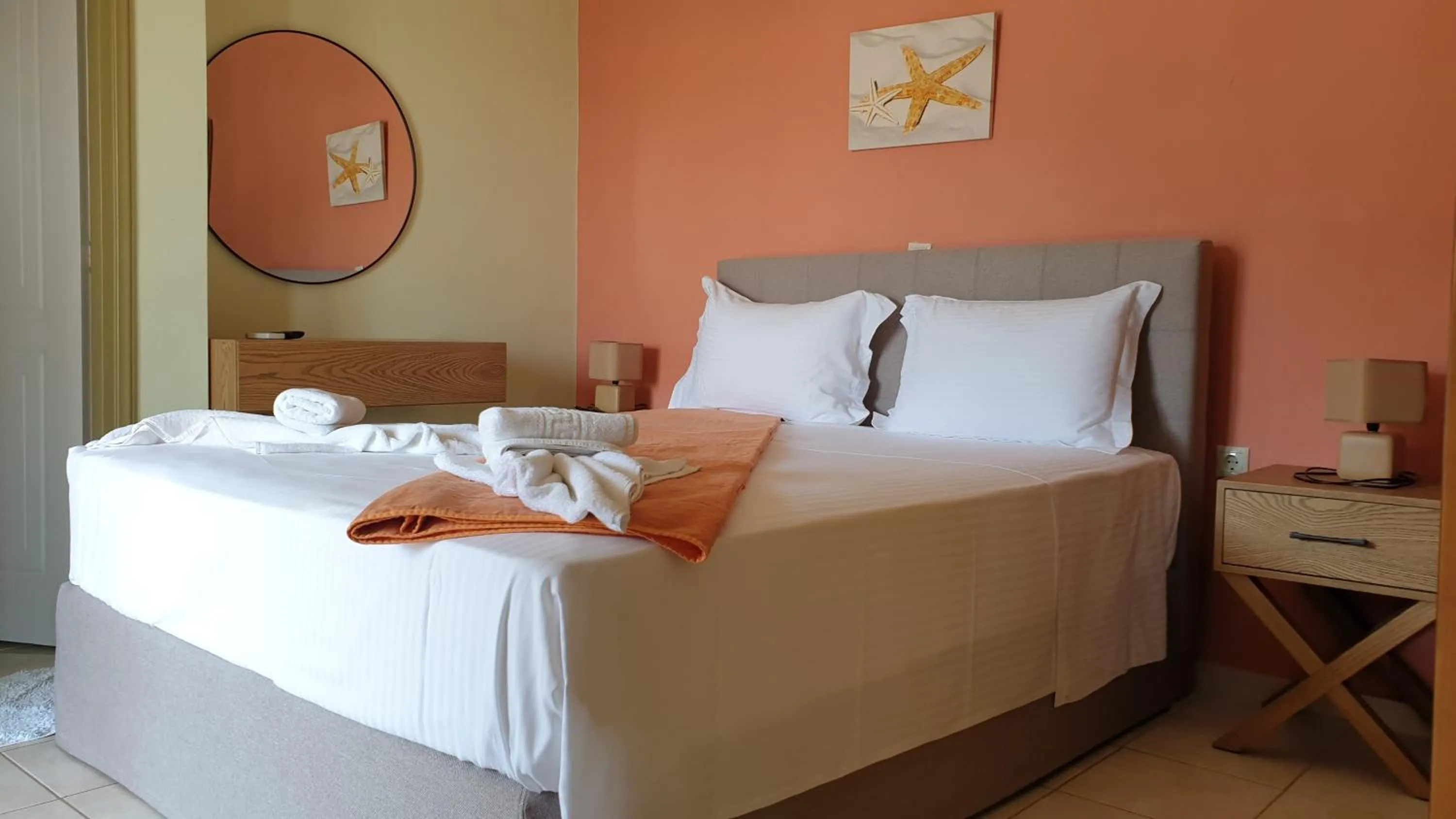 Bed in Bayside Apartments