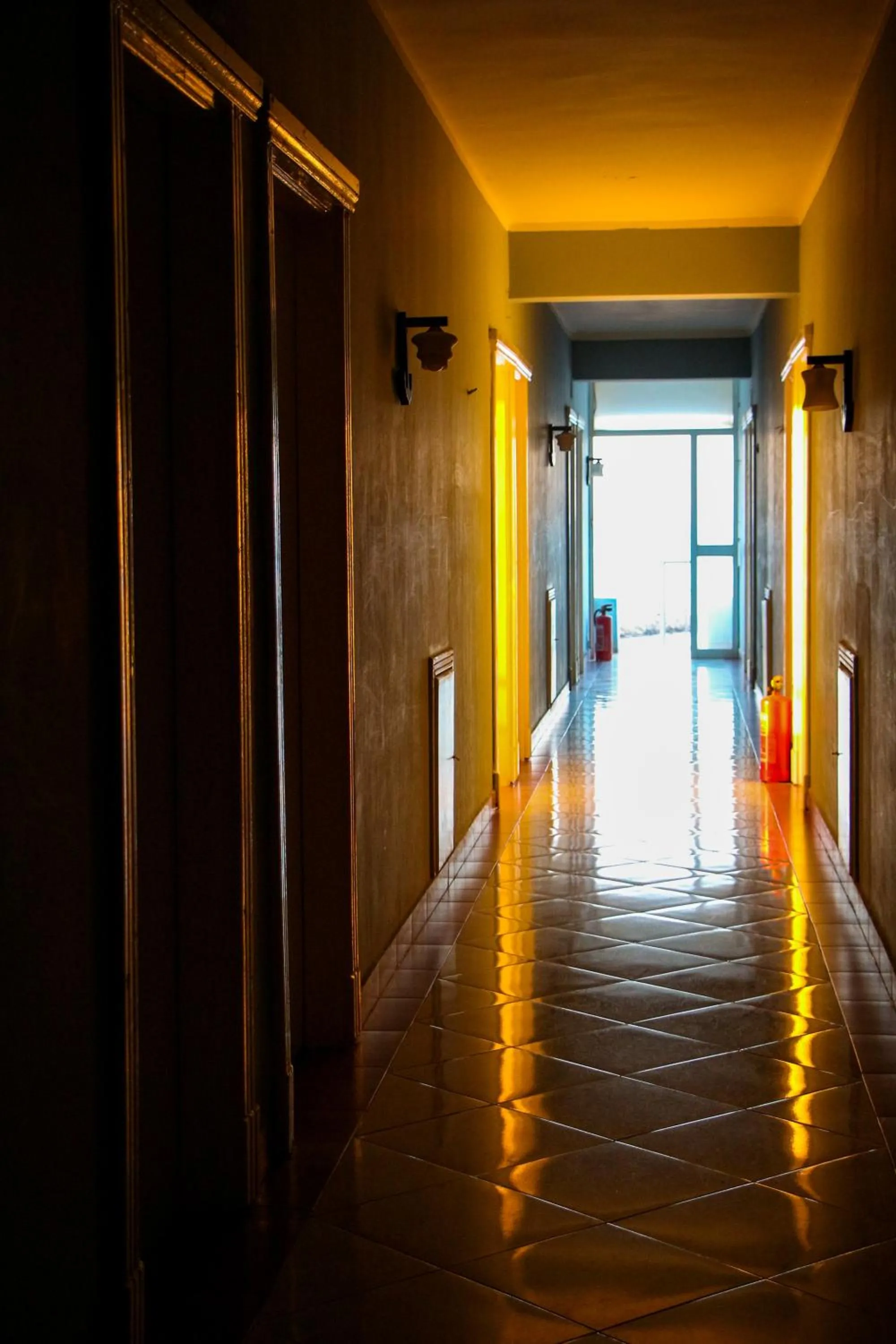 Boulevard Apartment Hotel