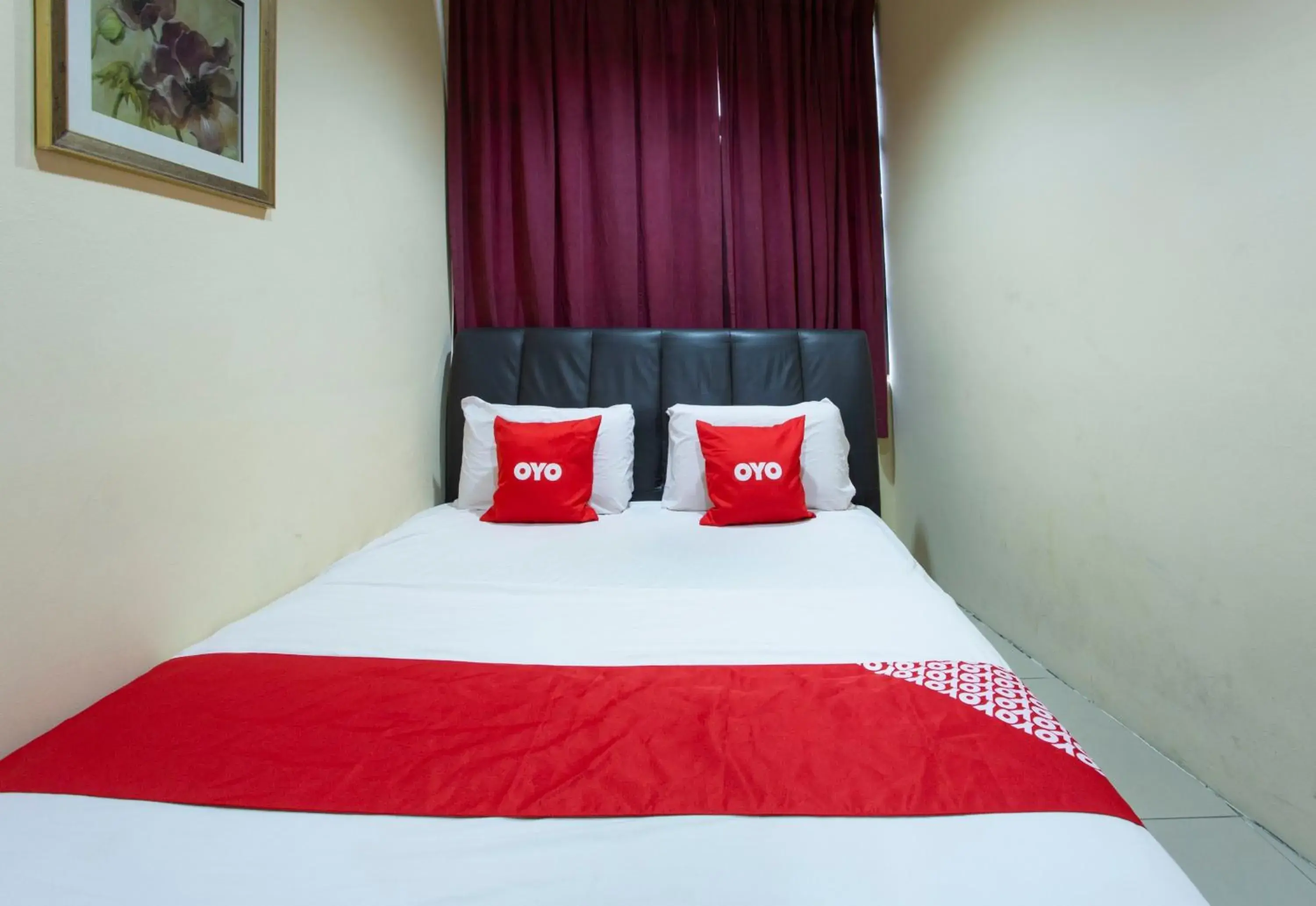 Bedroom in OYO 90160 Kl City Lodge