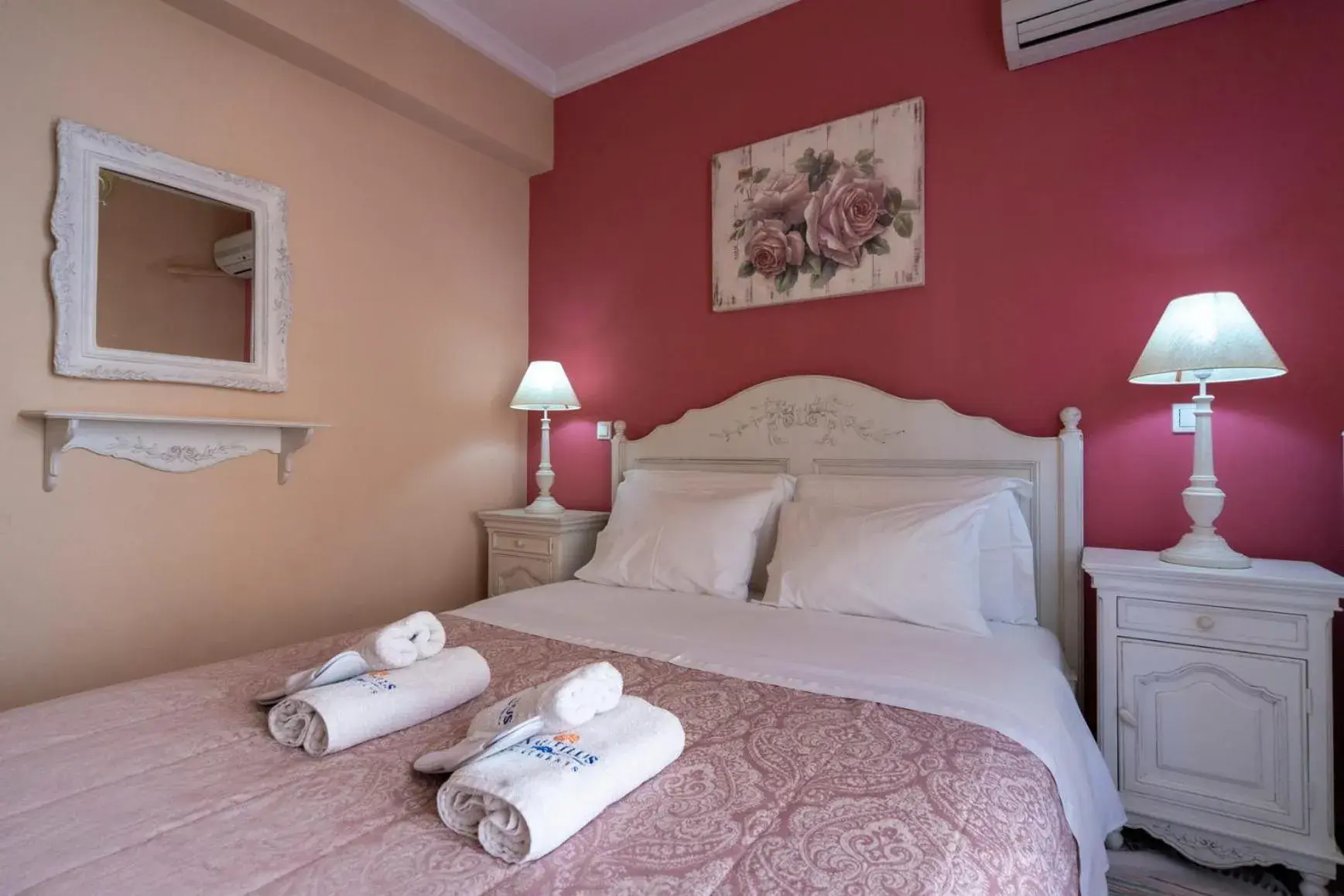 Bed in Nautilus Luxury Suites Bed in Nautilus Luxury Suites