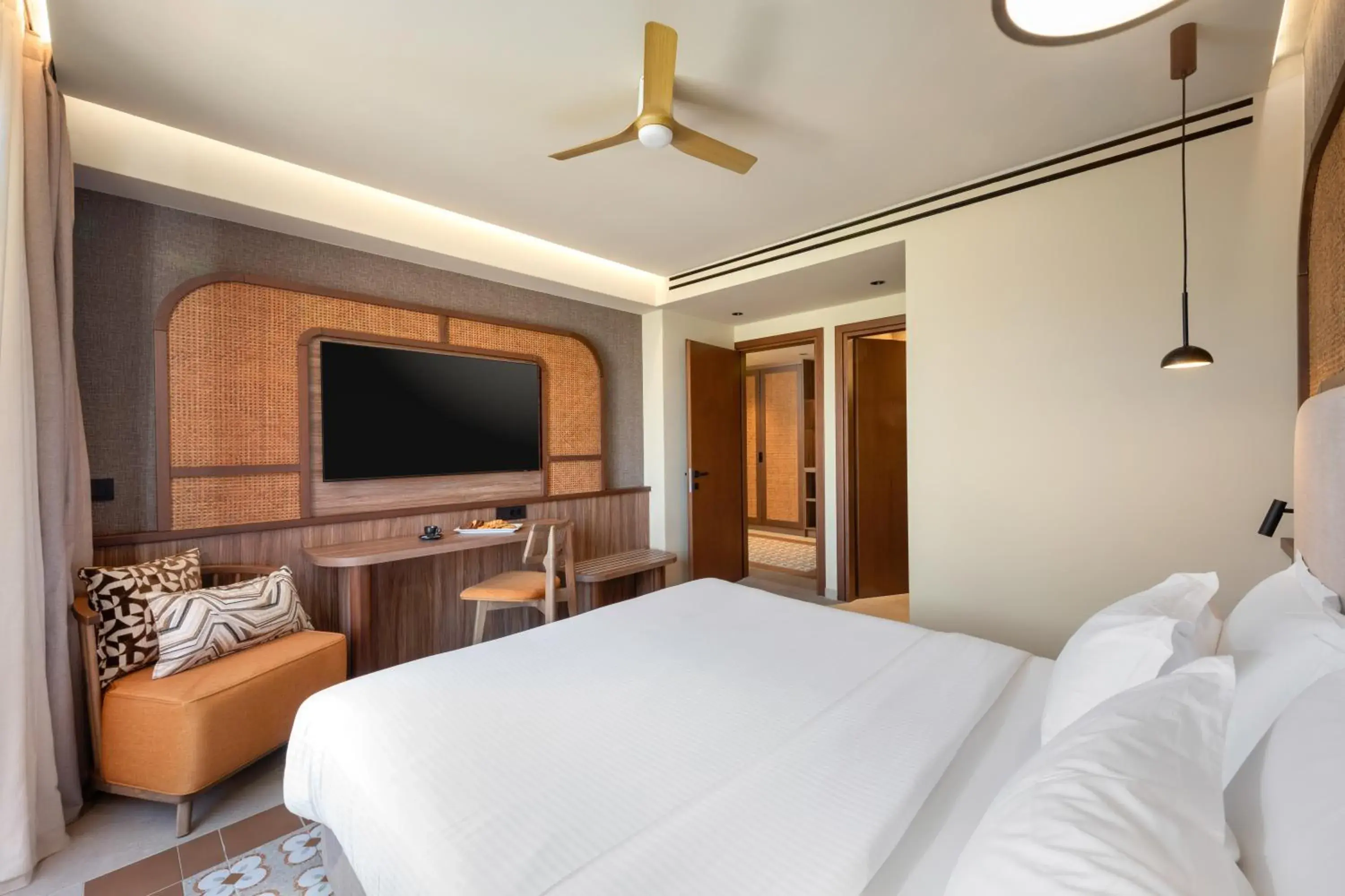 Bedroom, Bed in SENTIDO Apollo Palace Bedroom, Bed in SENTIDO Apollo Palace