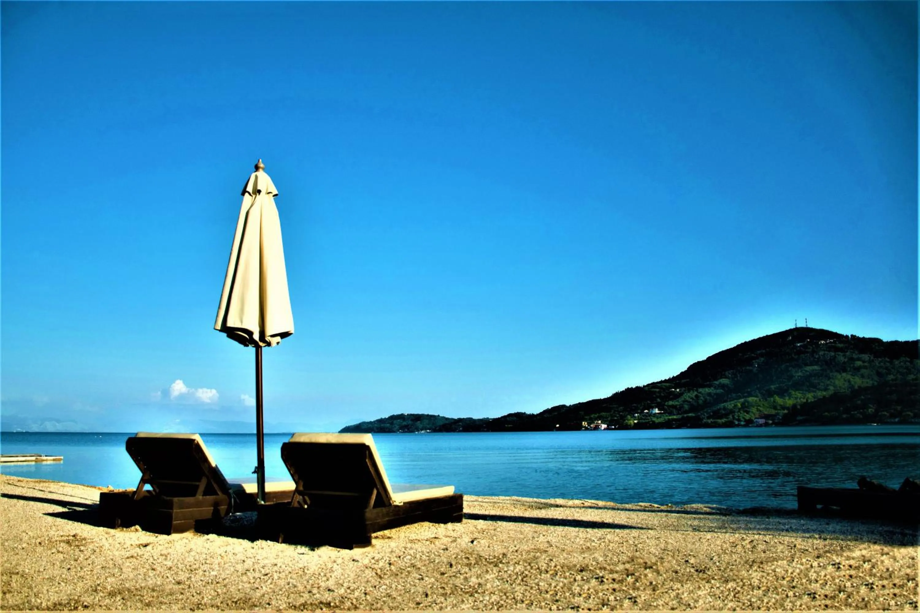 Beach in SENTIDO Apollo Palace
