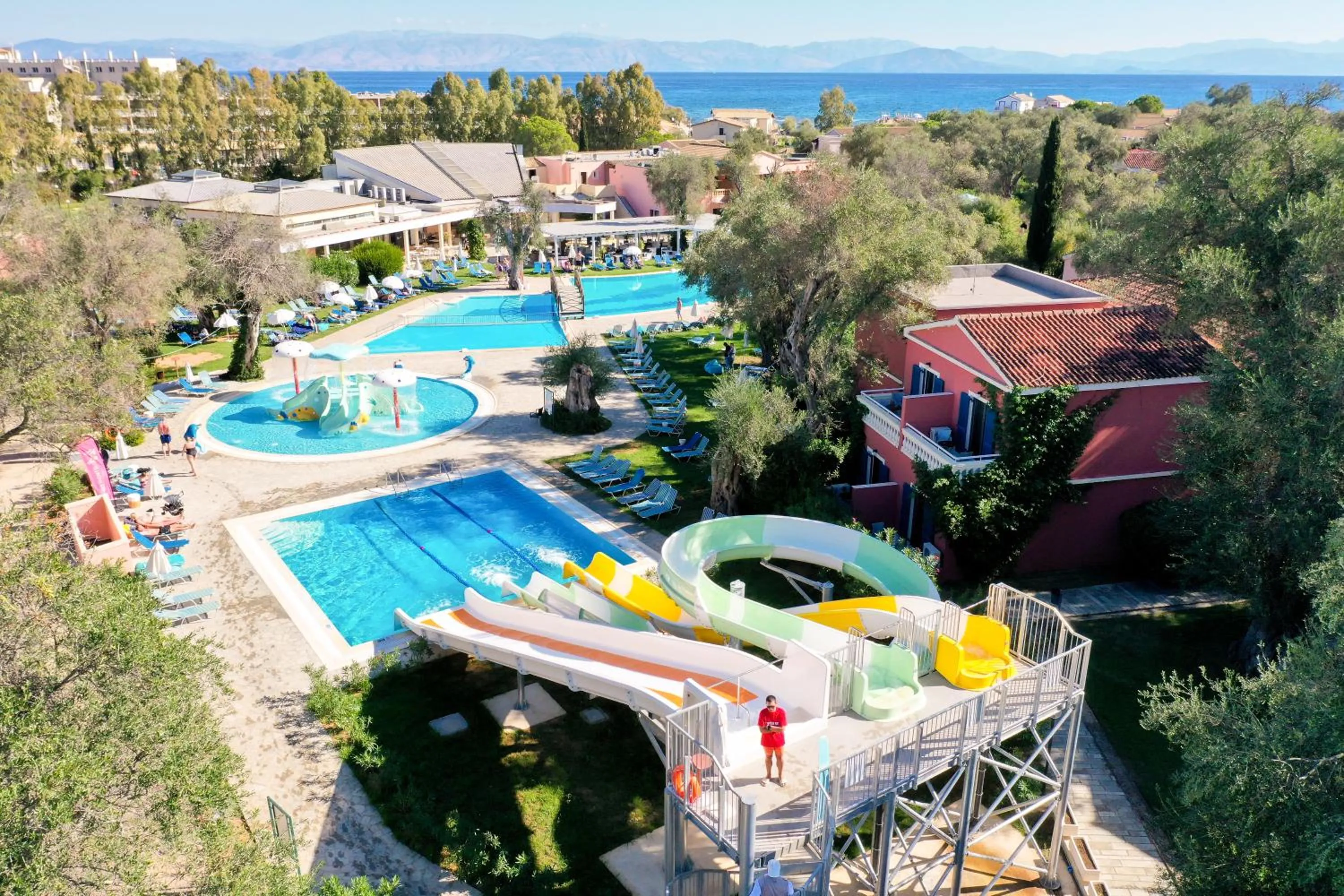 Aqua park in SENTIDO Apollo Palace