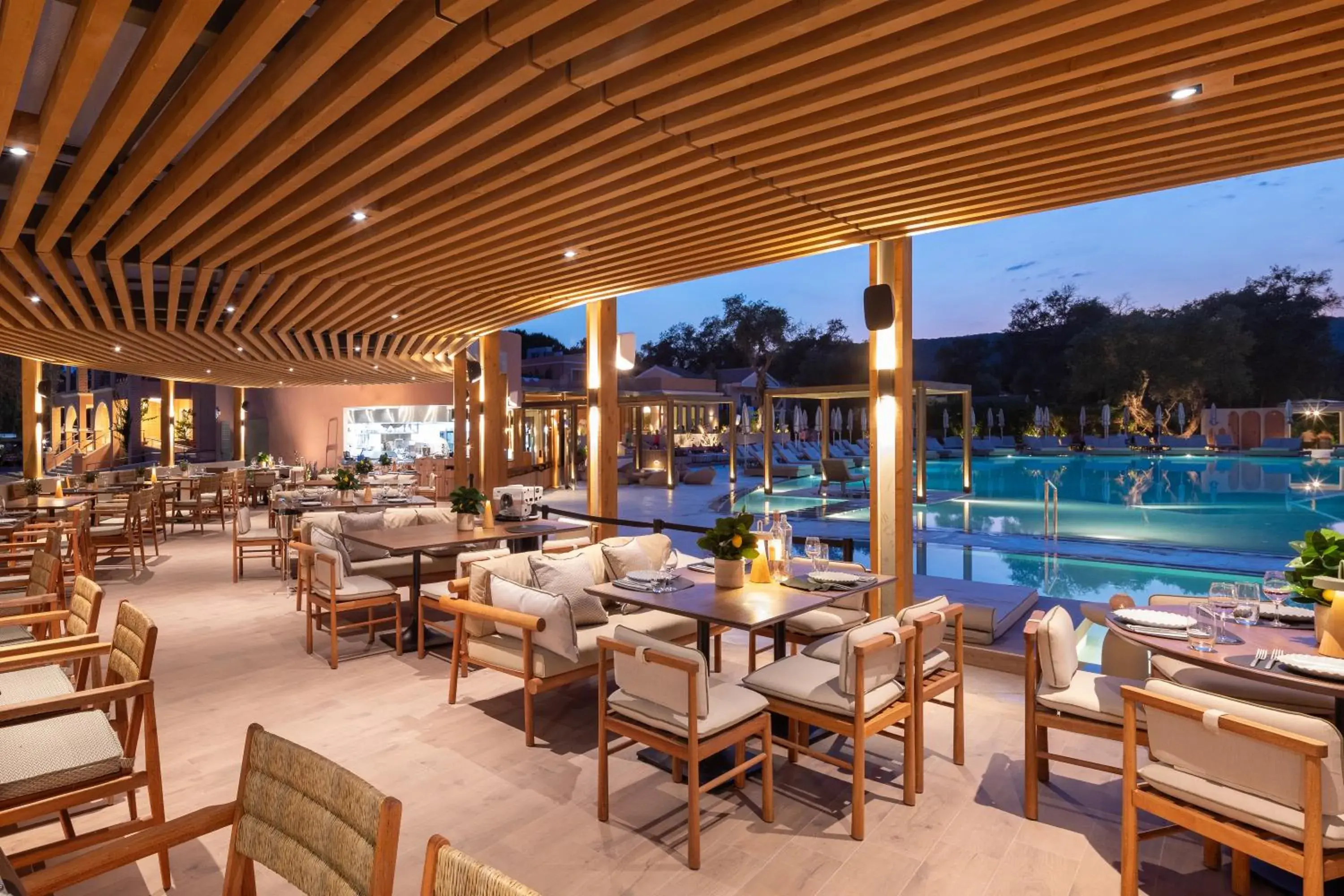 Restaurant/places to eat in SENTIDO Apollo Palace Restaurant/places to eat in SENTIDO Apollo Palace