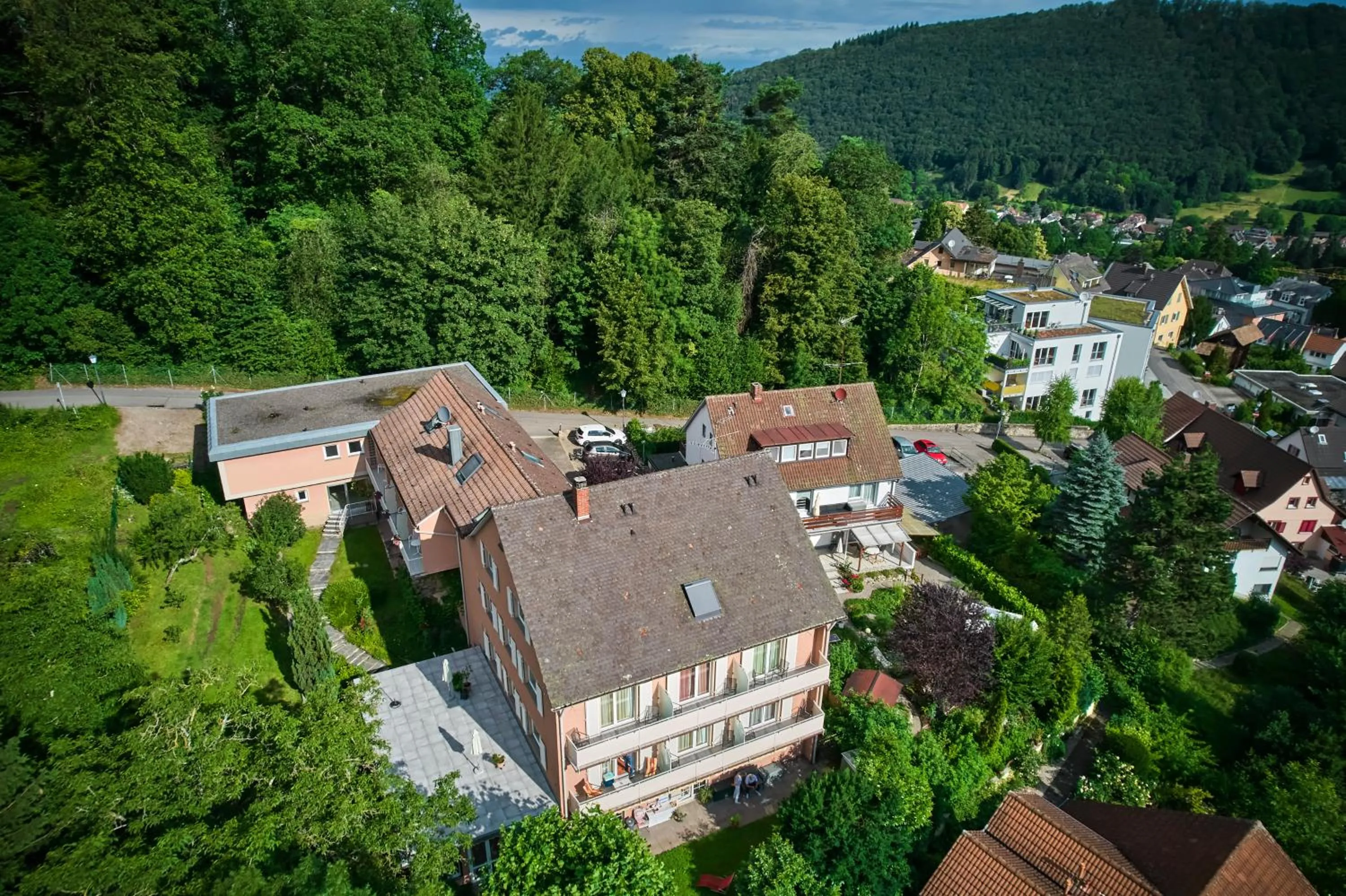 Property building in Hotel Morgensonne