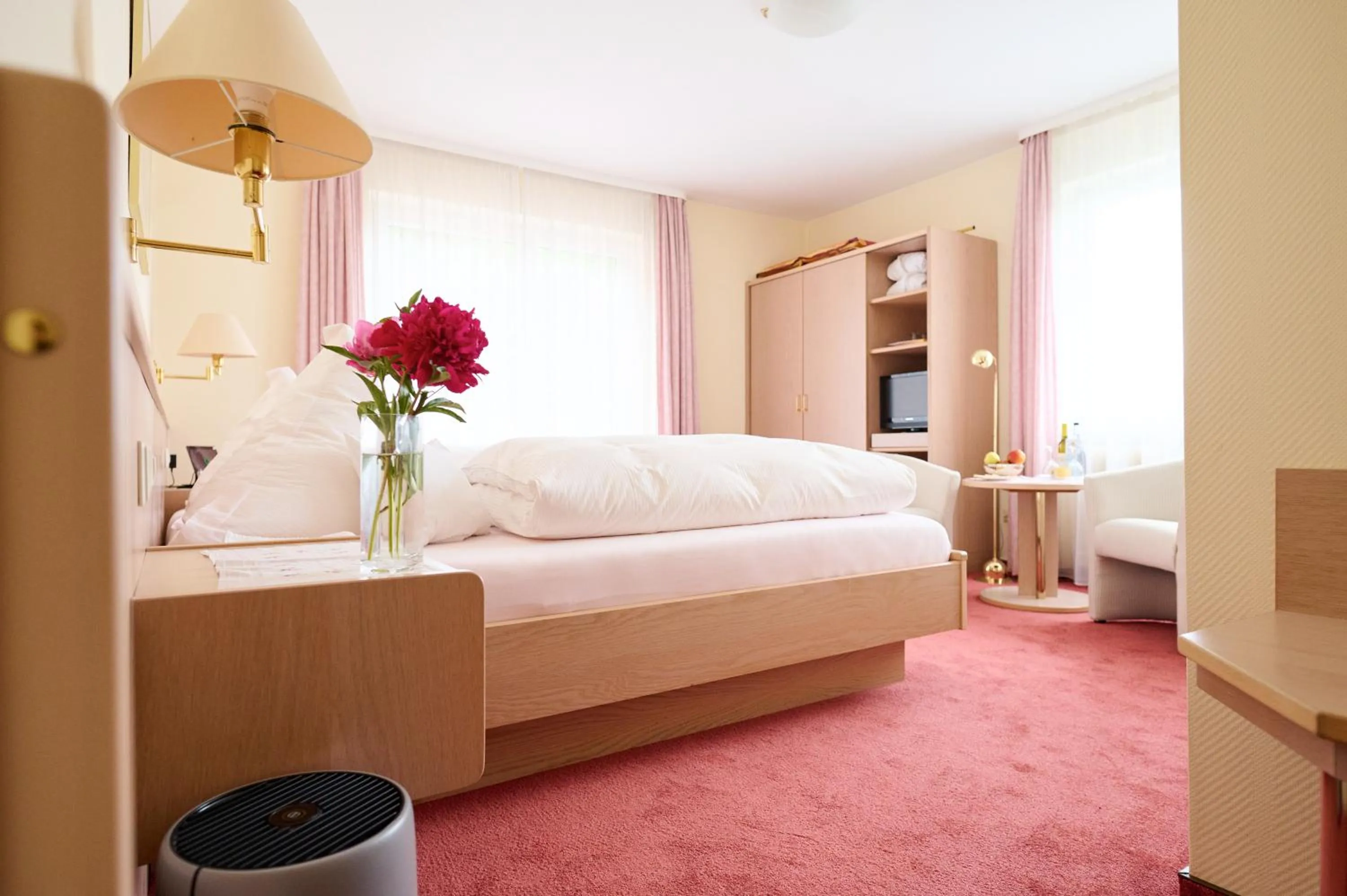 Photo of the whole room, Bed in Hotel Morgensonne