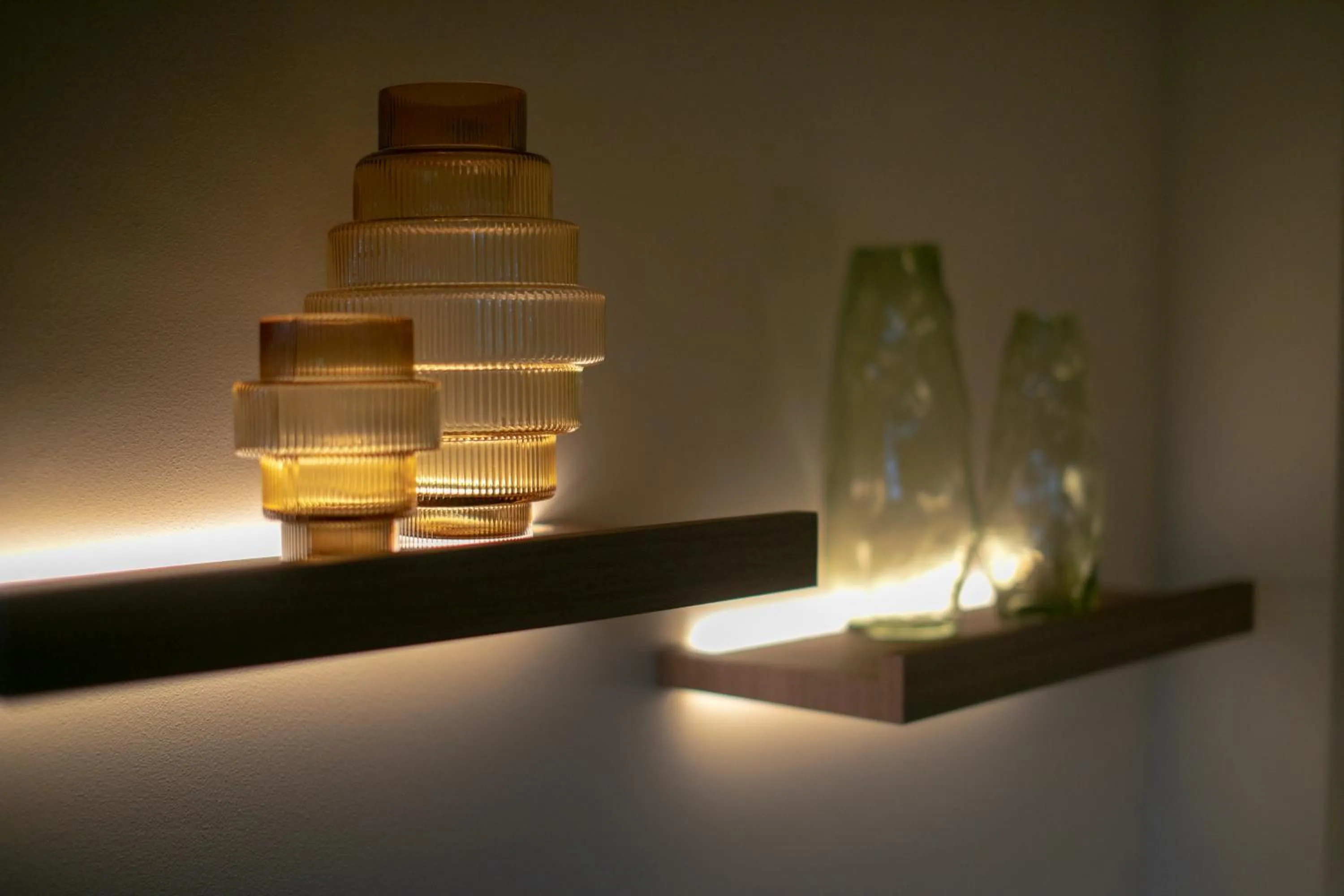 Decorative detail in Saigakukan