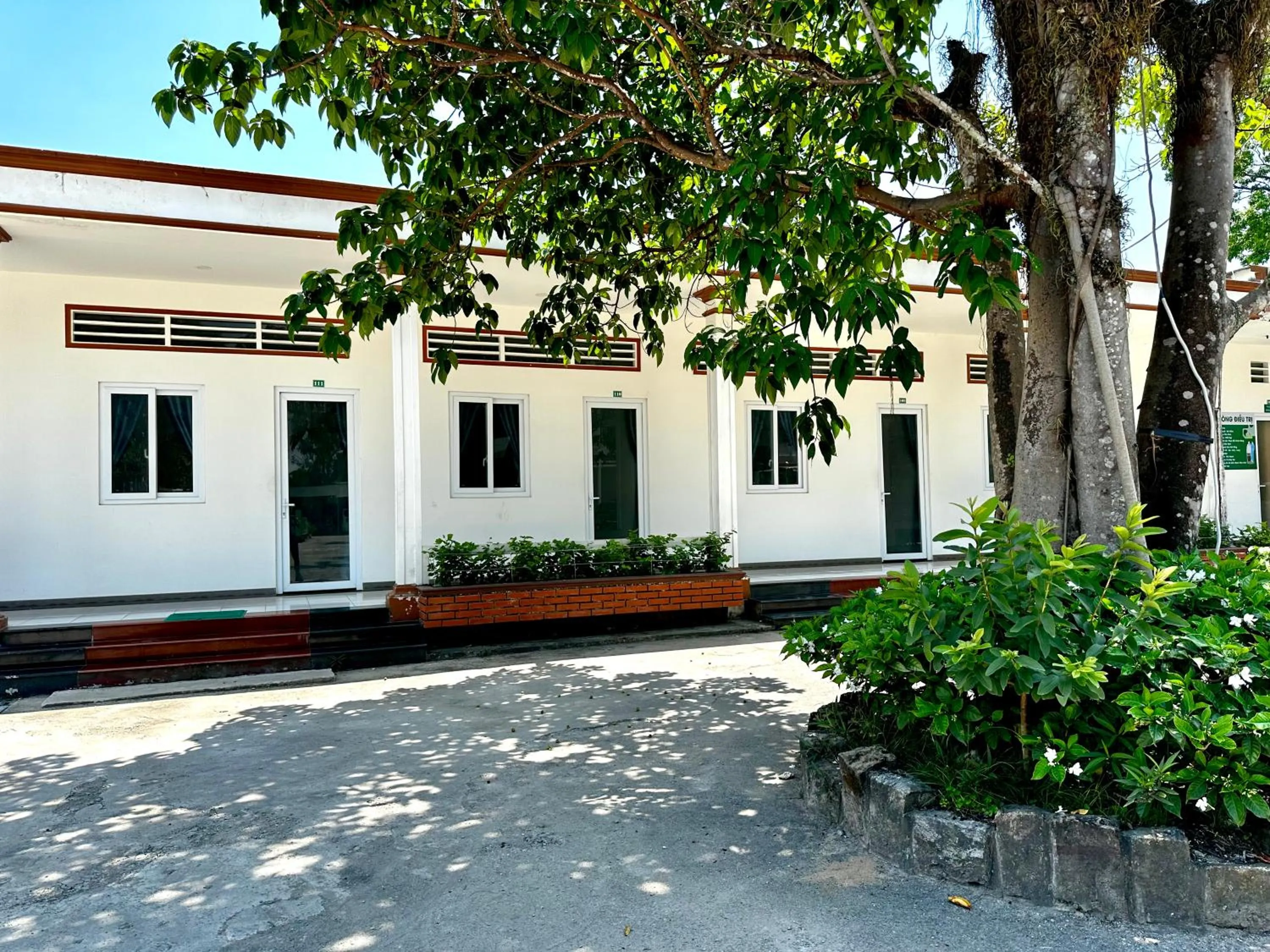 Day in Phú Quốc Hotel