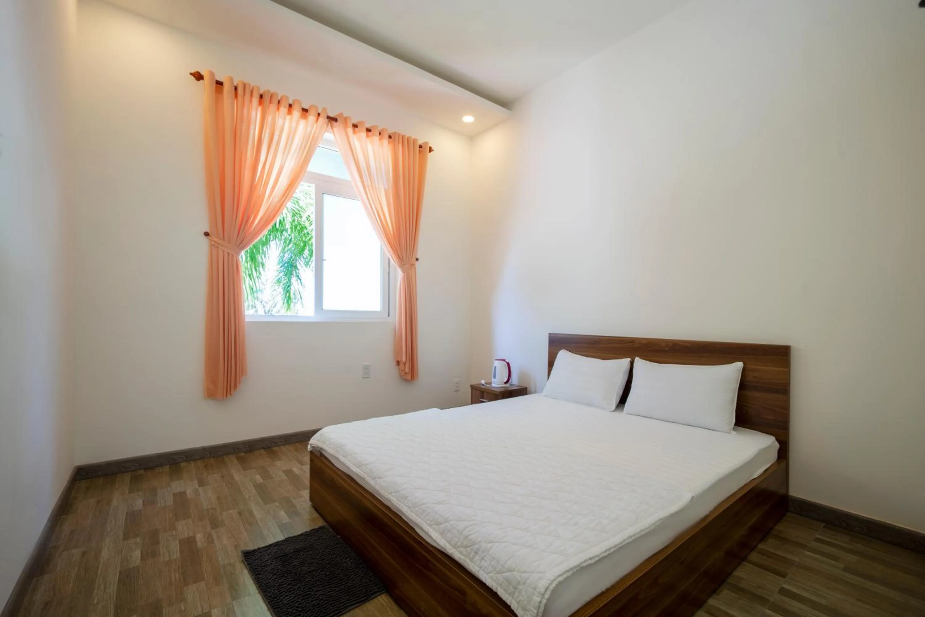 Photo of the whole room, Bed in Phú Quốc Hotel