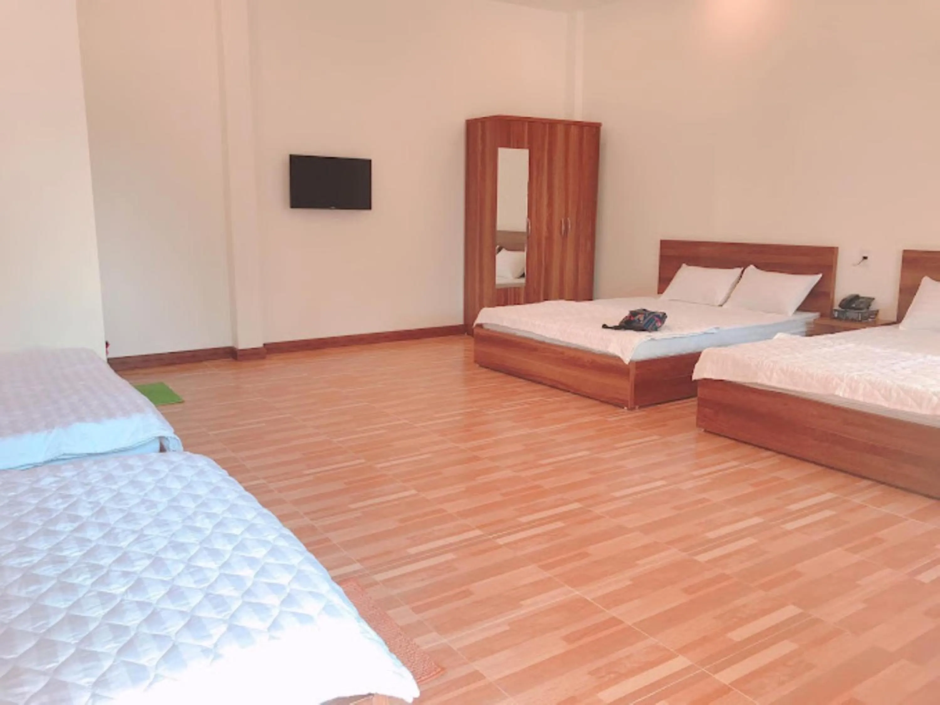 Bedroom, Bed in Phú Quốc Hotel