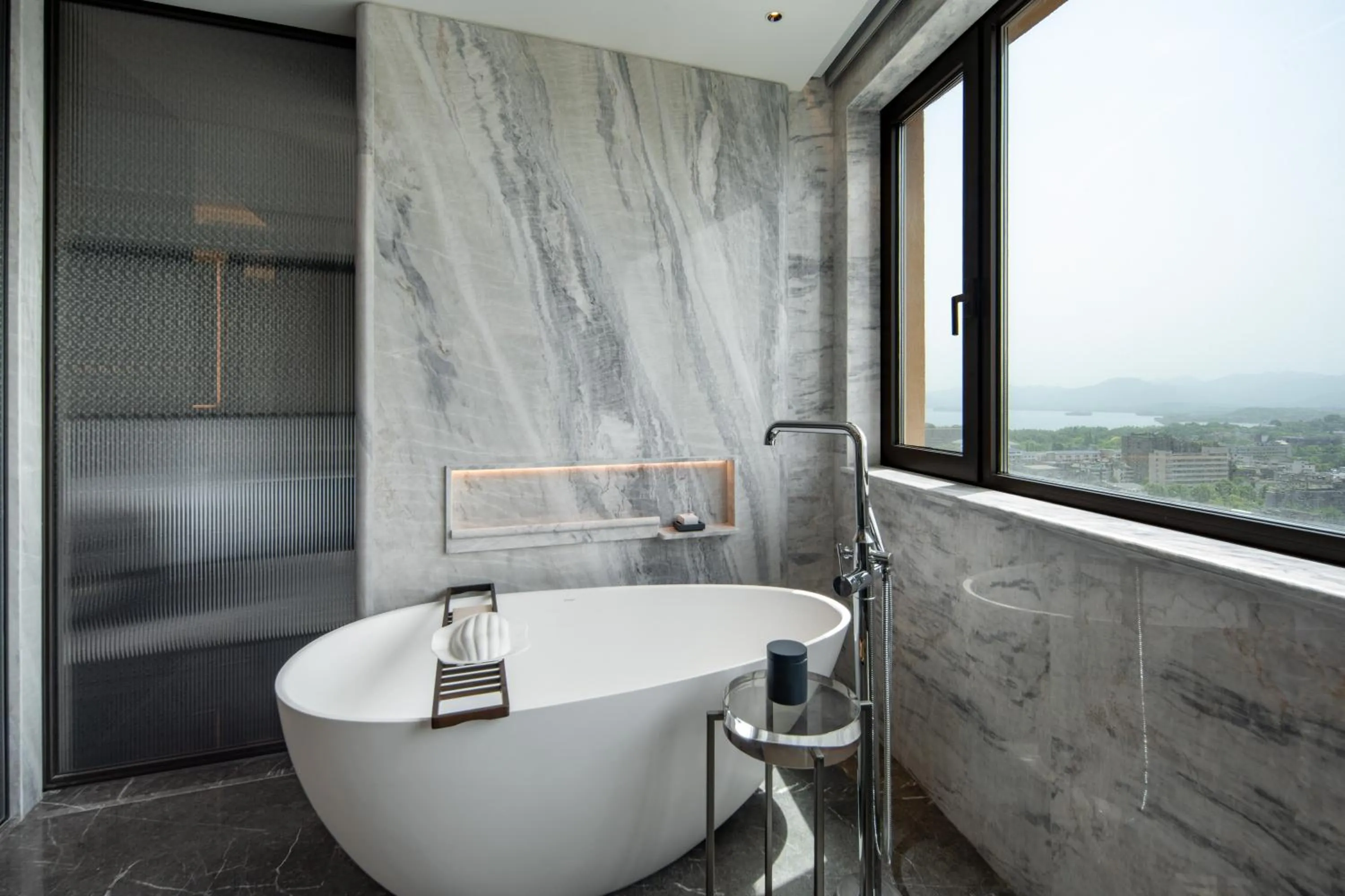 Natural landscape in Hangzhou Wulin GDA Hotel, Vignette Collection - Nearby the iconic Wulin Square, with only a few minutes' walk to the West Lake