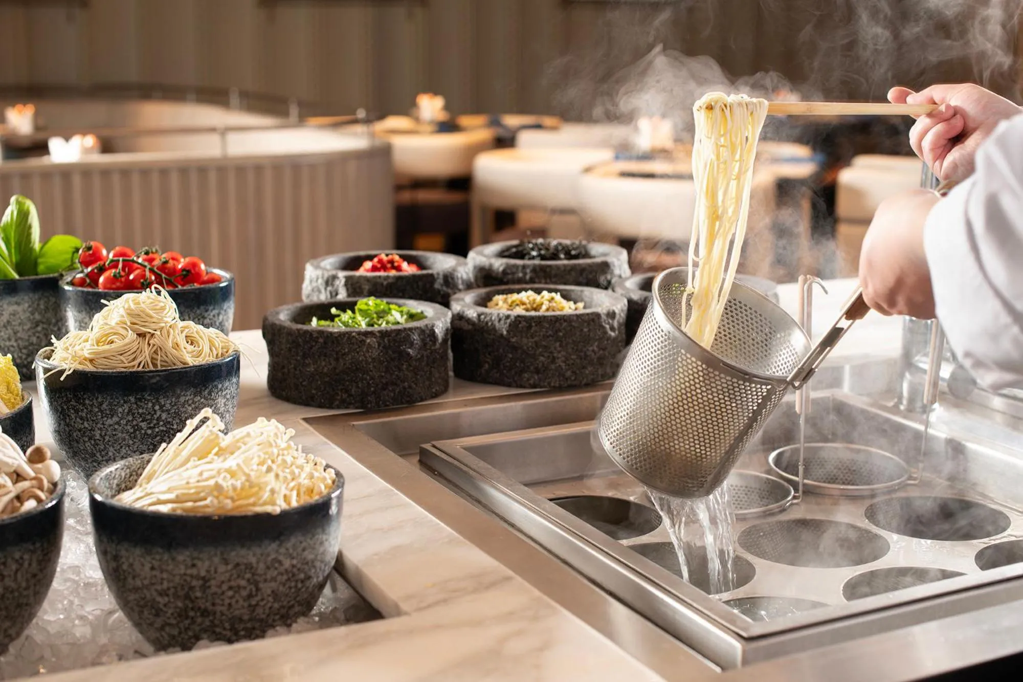 Buffet breakfast in Hangzhou Wulin GDA Hotel, Vignette Collection - Nearby the iconic Wulin Square, with only a few minutes' walk to the West Lake