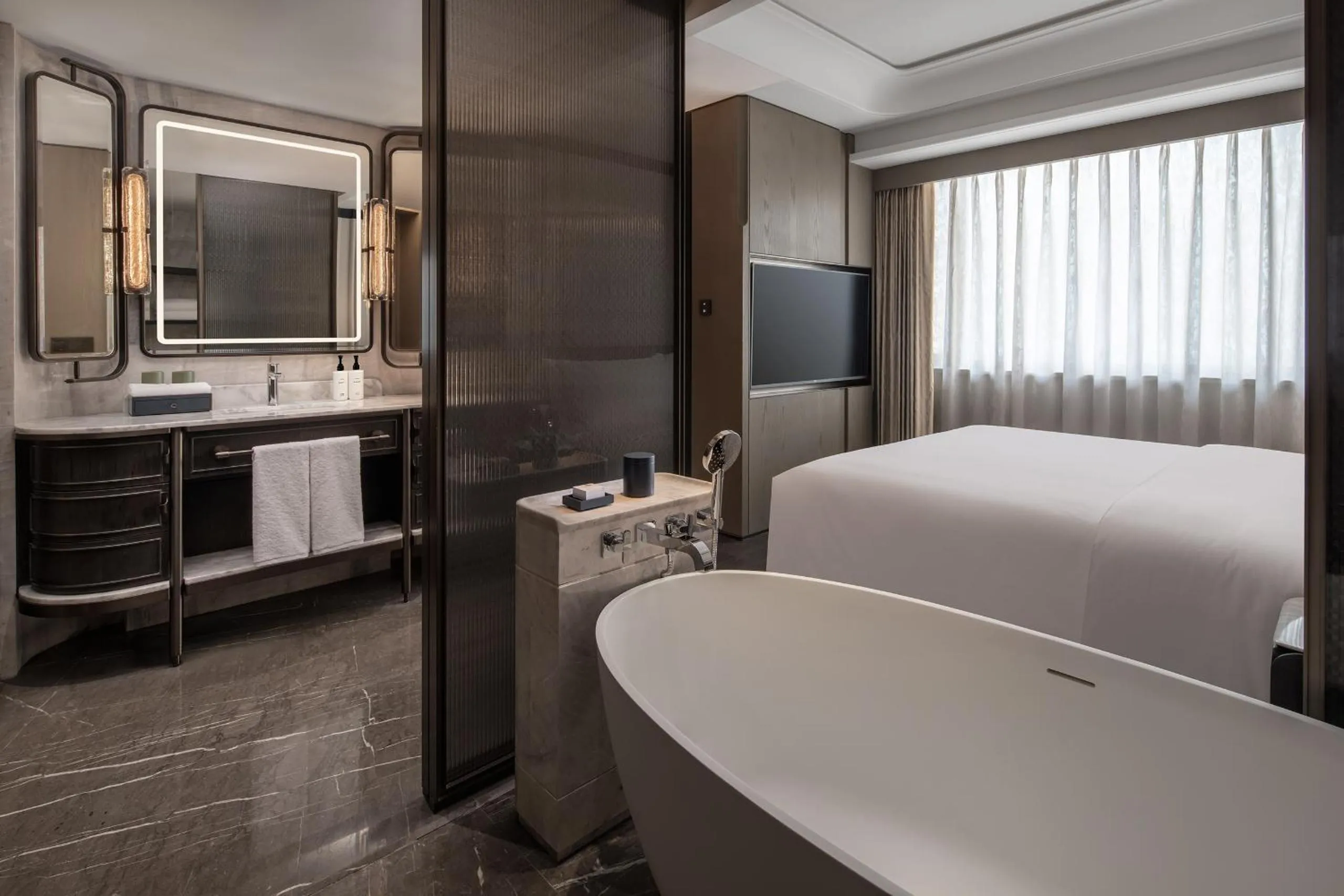 Bathroom, Bed in InterContinental Hangzhou Wulin by IHG