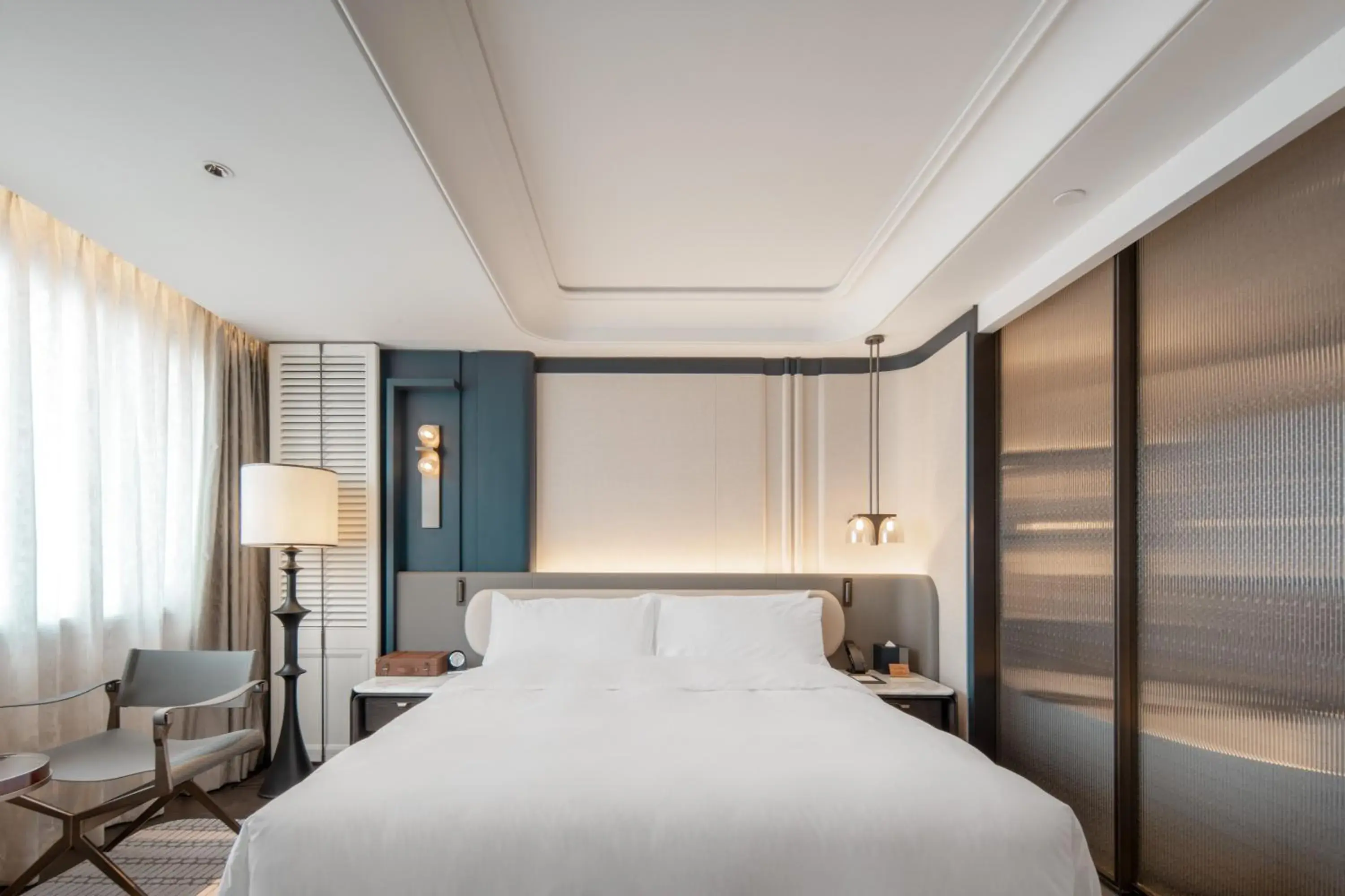 Bedroom, Bed in Hangzhou Wulin GDA Hotel, Vignette Collection - Nearby the iconic Wulin Square, with only a few minutes' walk to the West Lake Bedroom, Bed in Hangzhou Wulin GDA Hotel, Vignette Collection - Nearby the iconic Wulin Square, with only a few minutes' walk to the West Lake