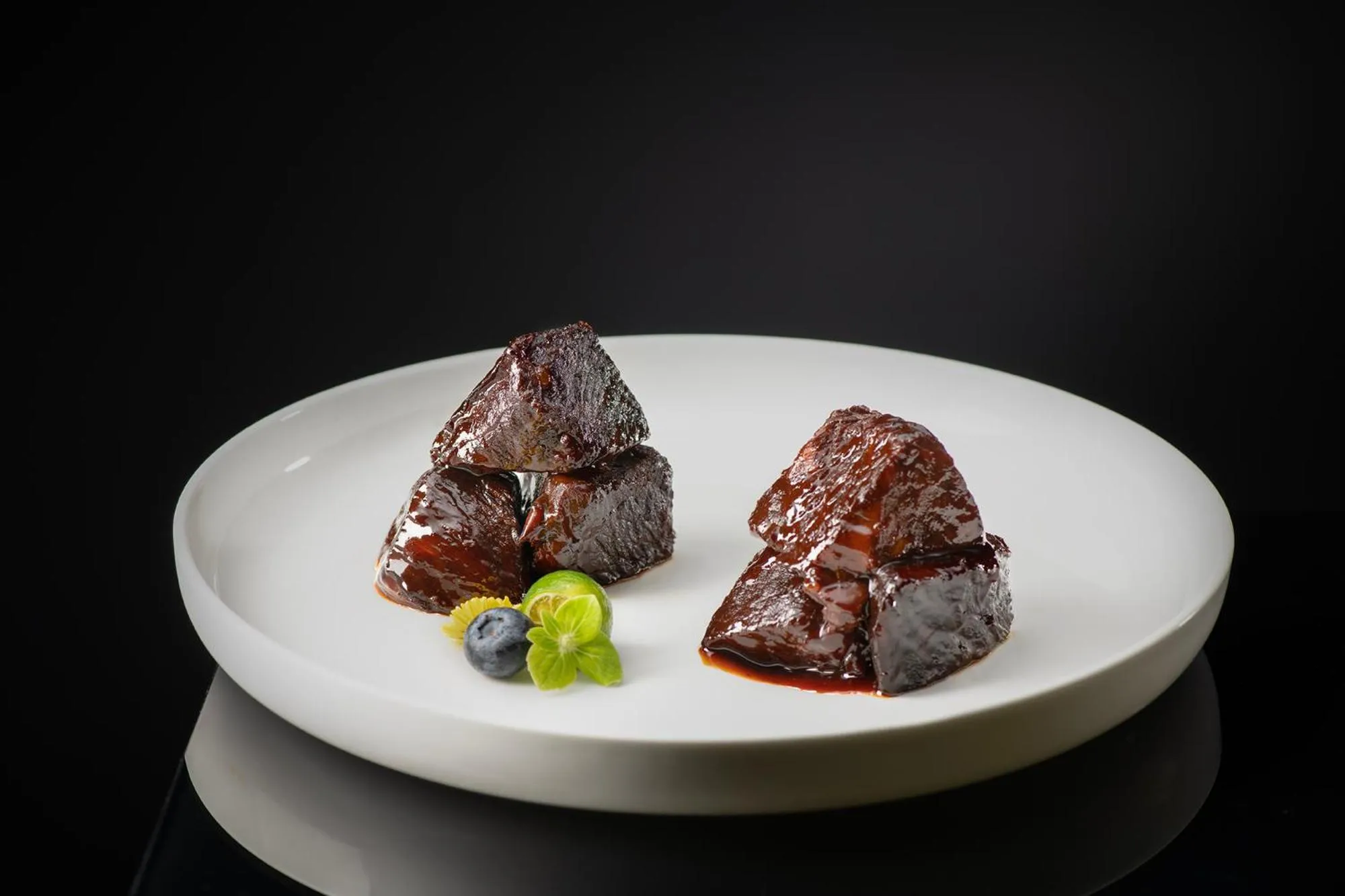 Restaurant/places to eat in Hangzhou Wulin GDA Hotel, Vignette Collection - Nearby the iconic Wulin Square, with only a few minutes' walk to the West Lake