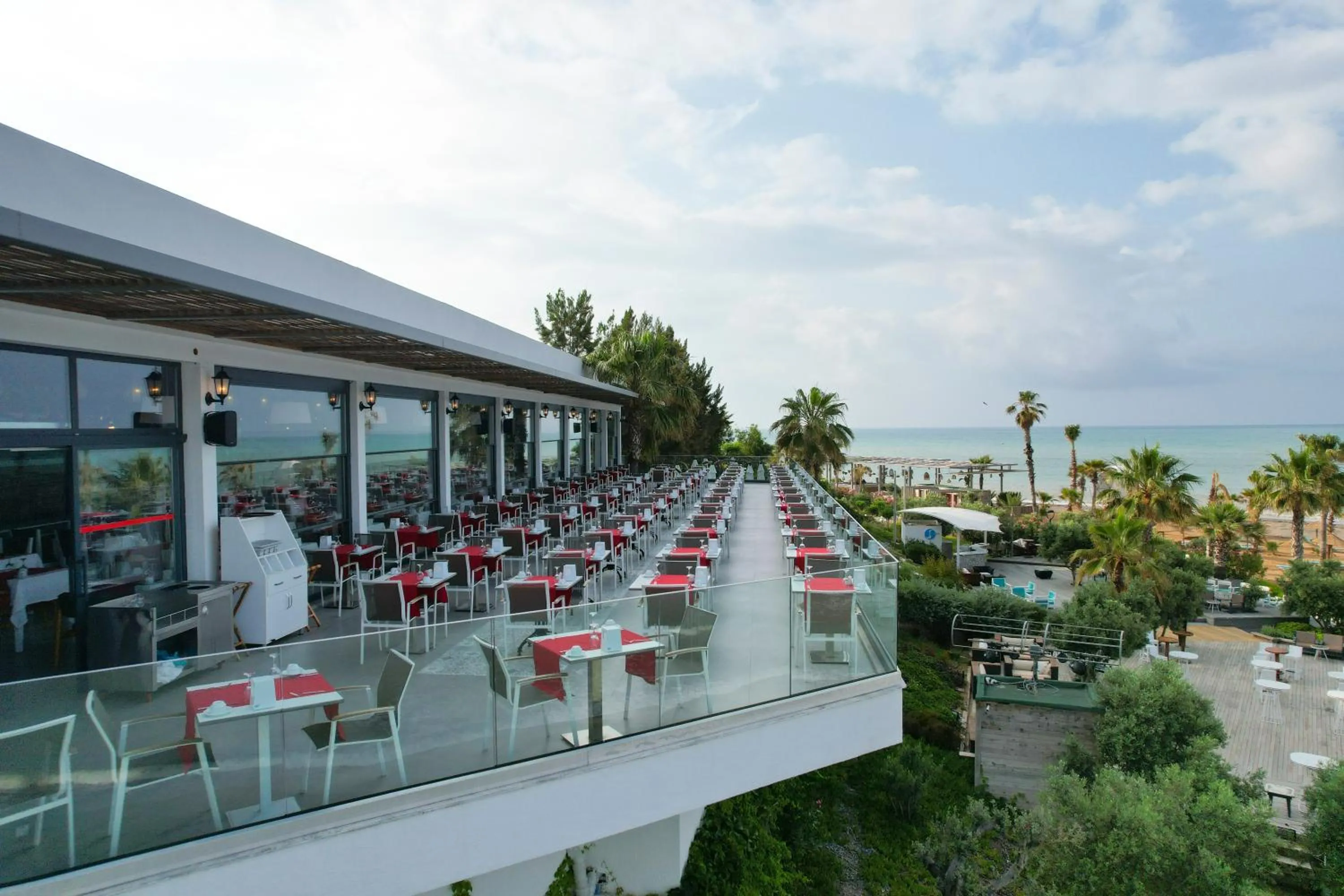 Restaurant/places to eat in Flora Garden Beach Hotel - Adults Only 16 Plus - Couples Concept