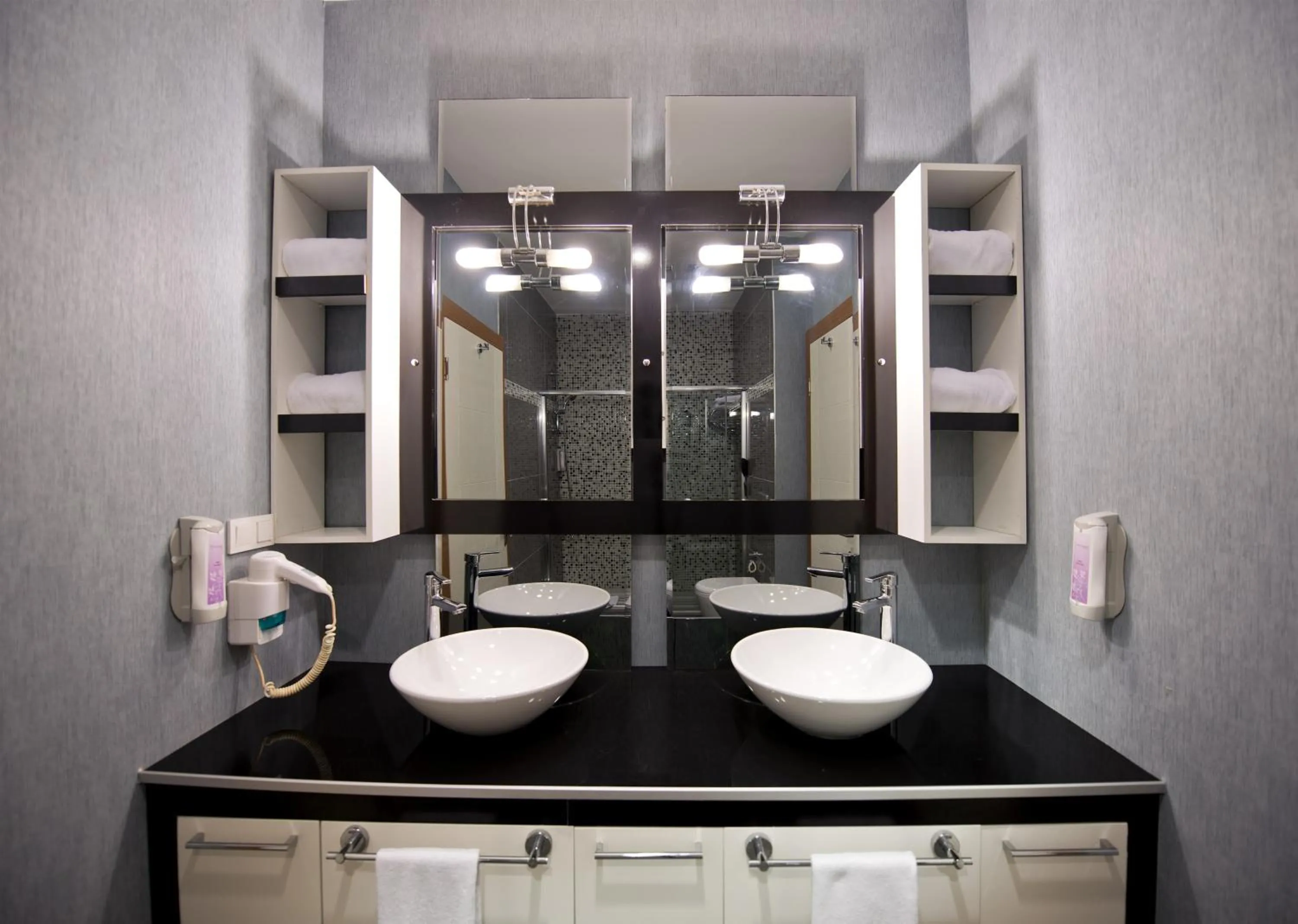 Day in Flora Garden Beach Hotel - Adults Only 16 Plus - Couples Concept