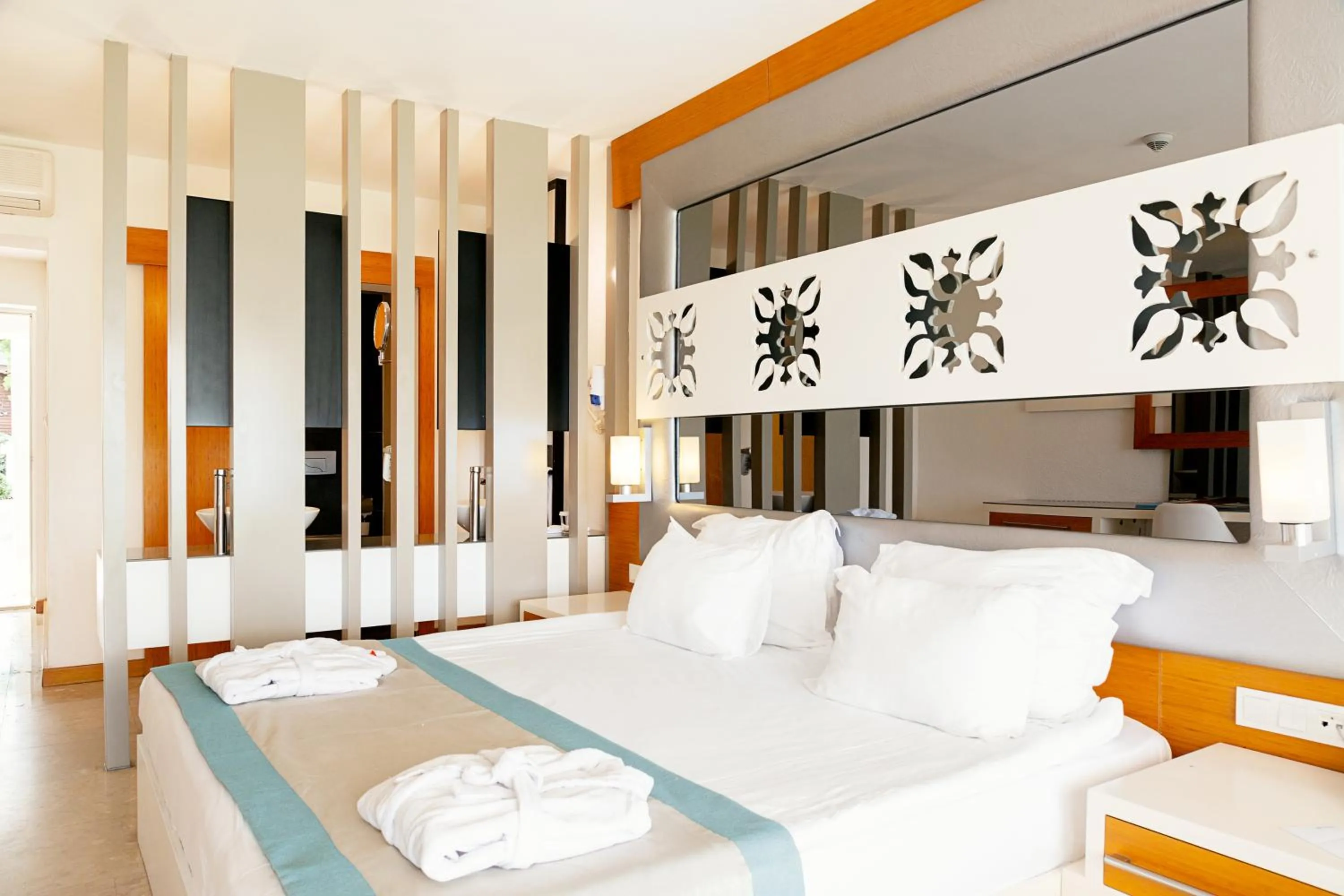 Bed in Flora Garden Beach Hotel - Adults Only 16 Plus - Couples Concept