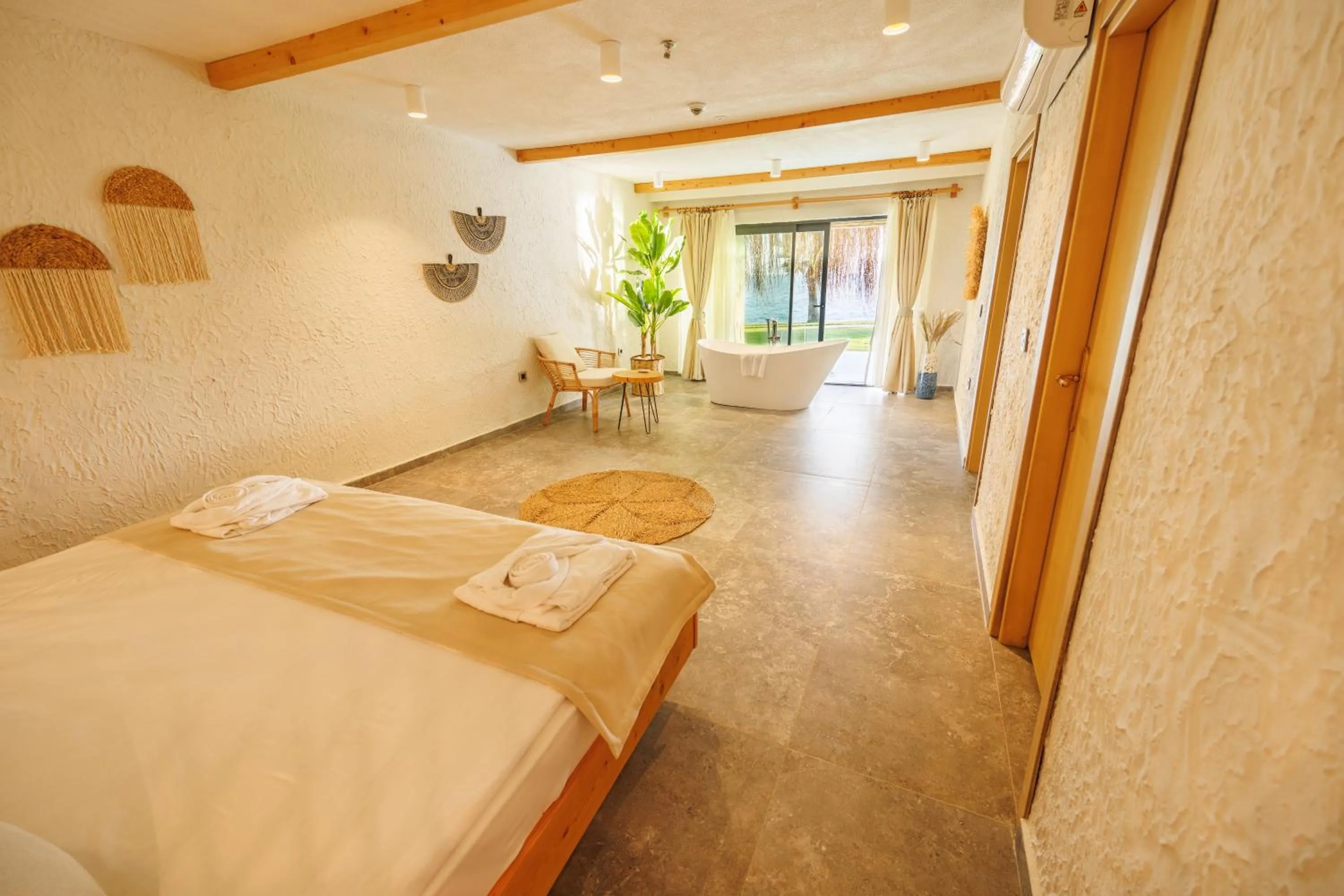 Bed in Flora Garden Beach Hotel - Adults Only 16 Plus - Couples Concept