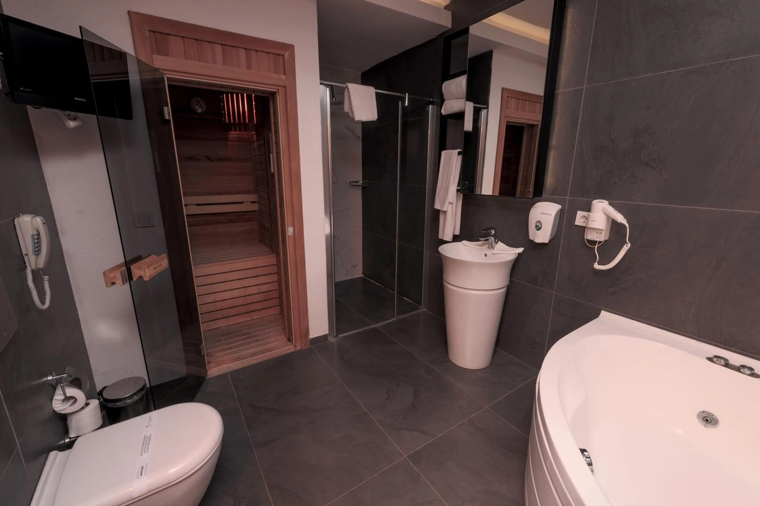 Shower in Flora Garden Beach Hotel - Adults Only 16 Plus - Couples Concept