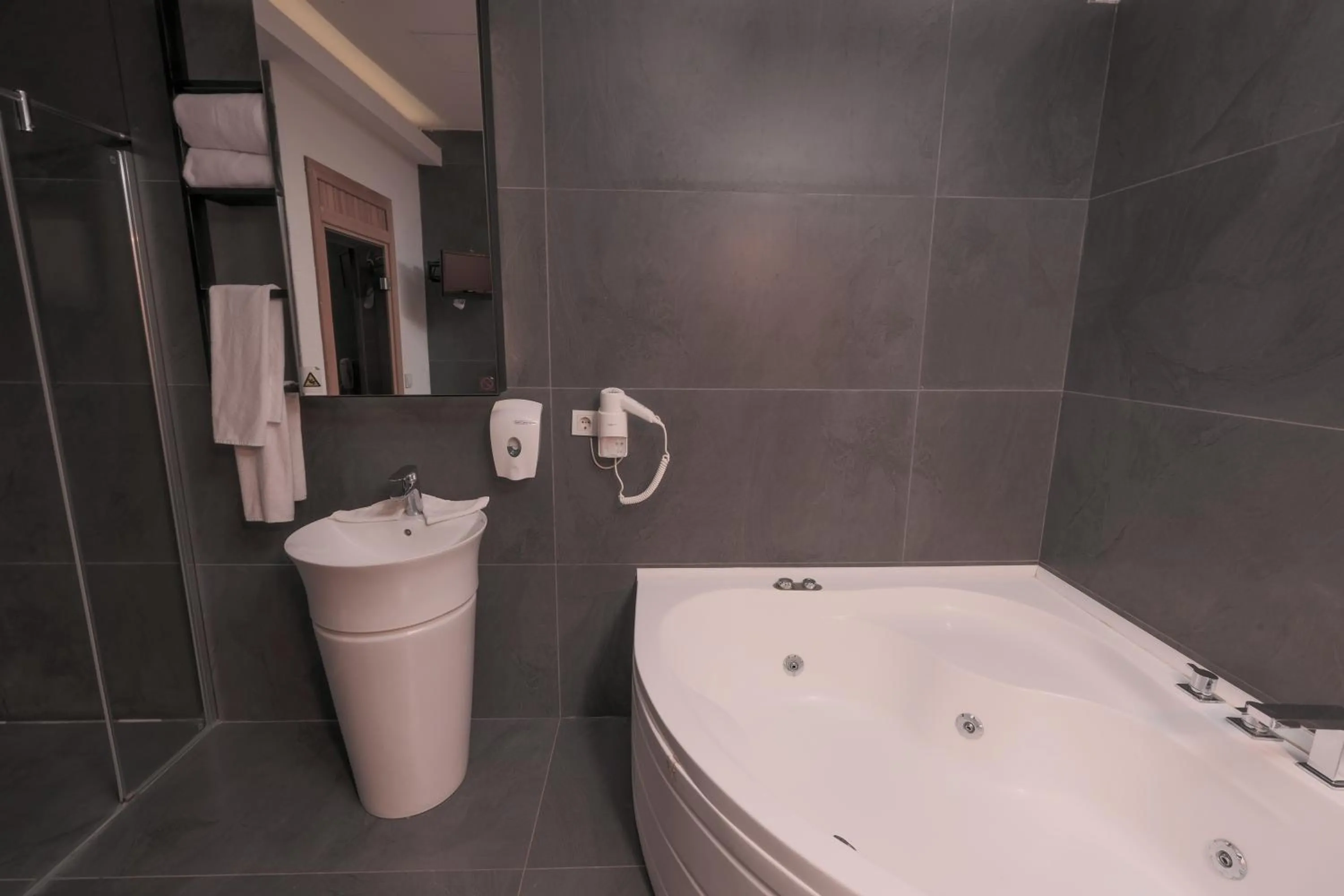 Bathroom in Flora Garden Beach Hotel - Adults Only 16 Plus - Couples Concept