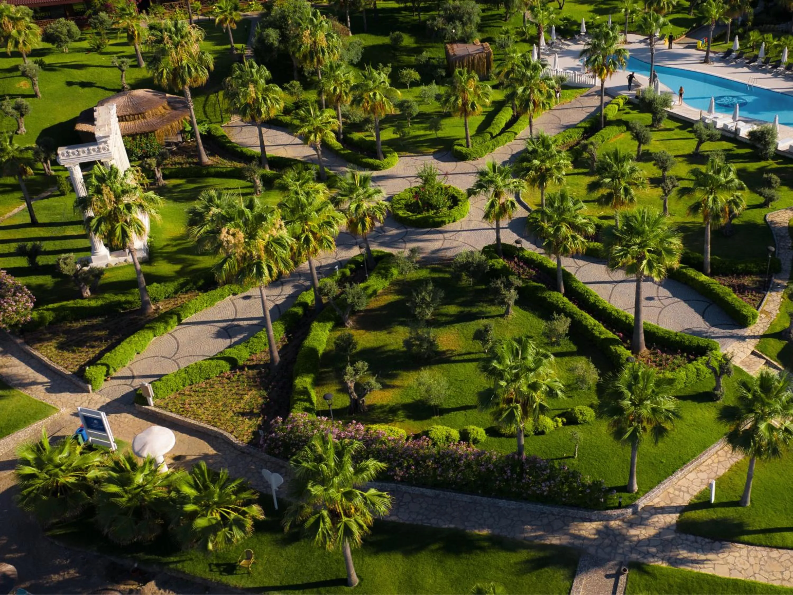 Day in Flora Garden Beach Hotel - Adults Only 16 Plus - Couples Concept