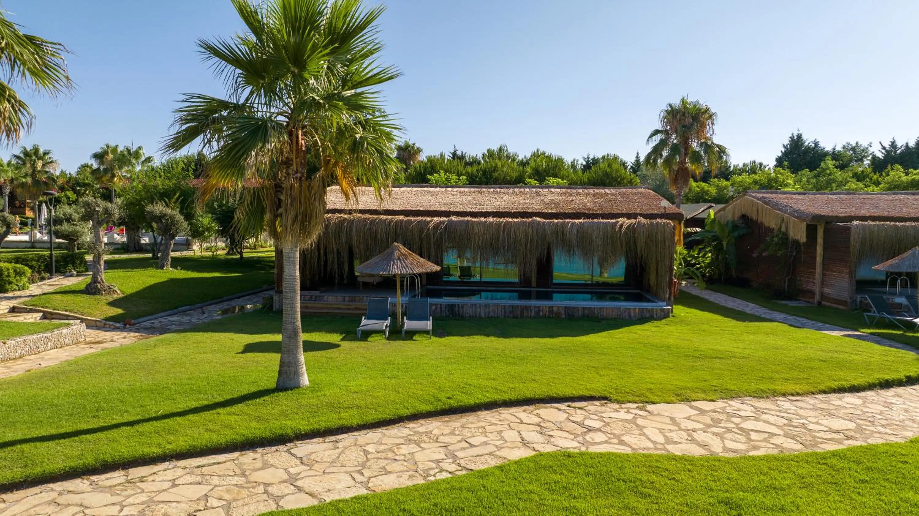 Day in Flora Garden Beach Hotel - Adults Only 16 Plus - Couples Concept