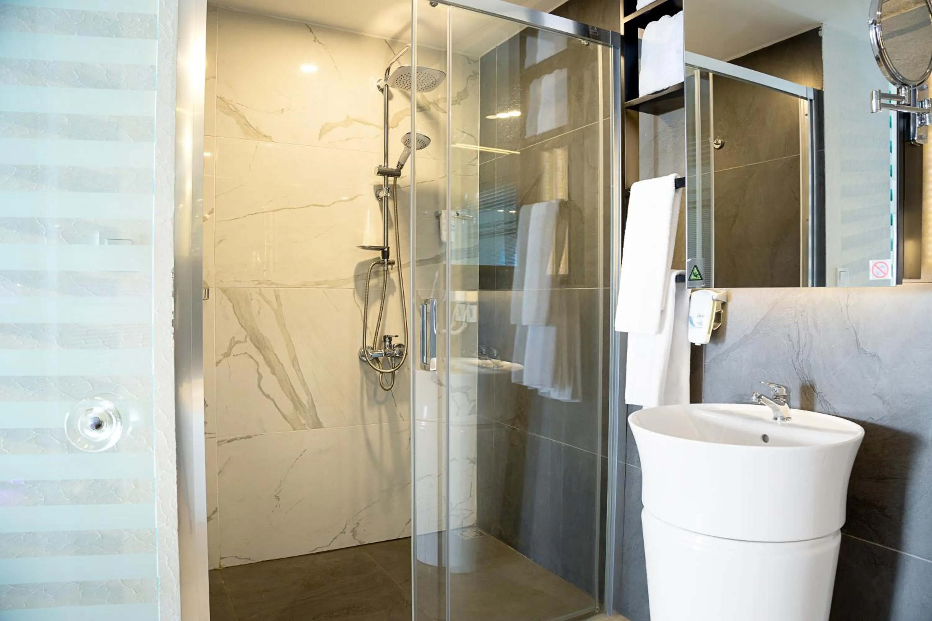 Bathroom in Flora Garden Beach Hotel - Adults Only 16 Plus - Couples Concept