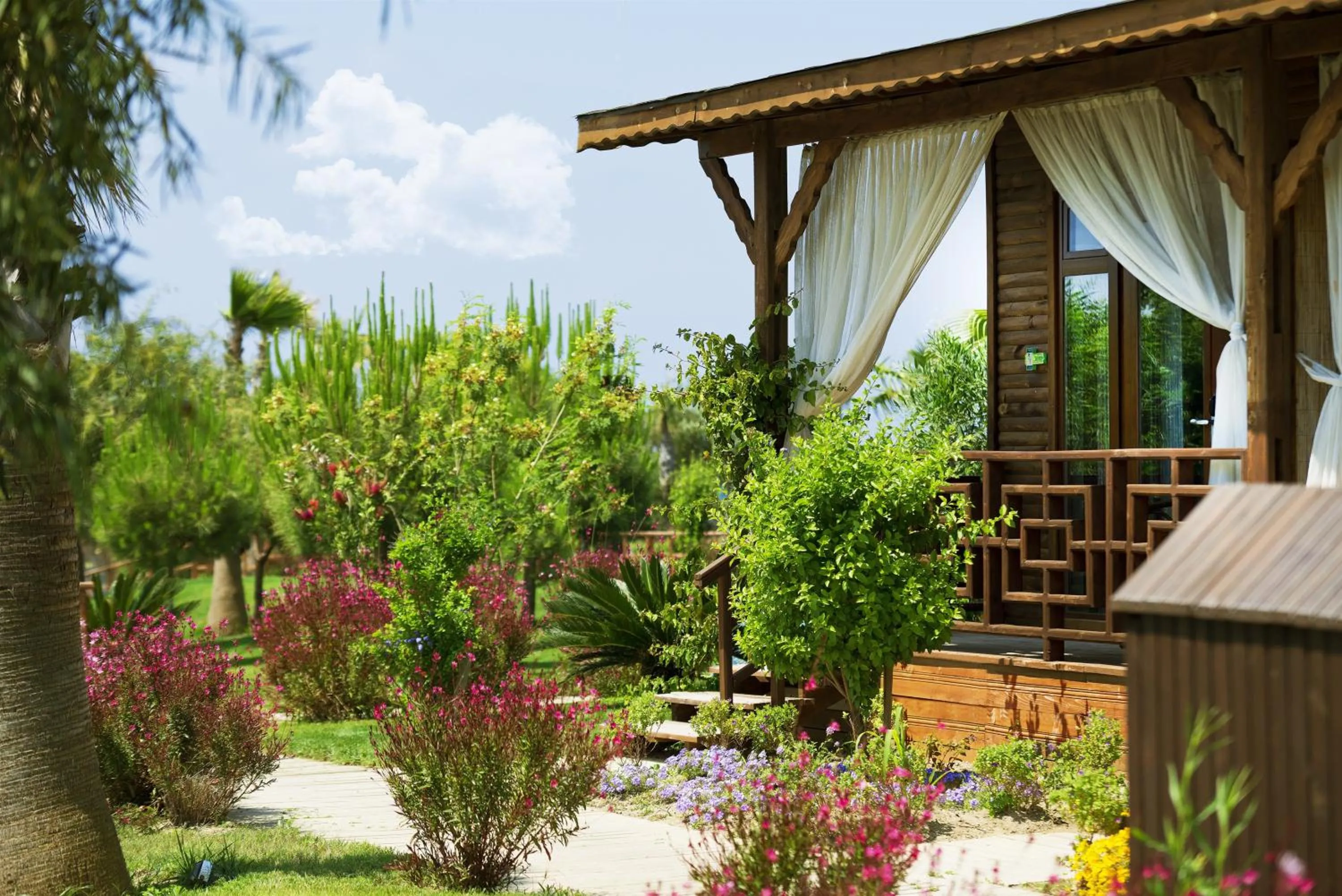 Day in Flora Garden Beach Hotel - Adults Only 16 Plus - Couples Concept