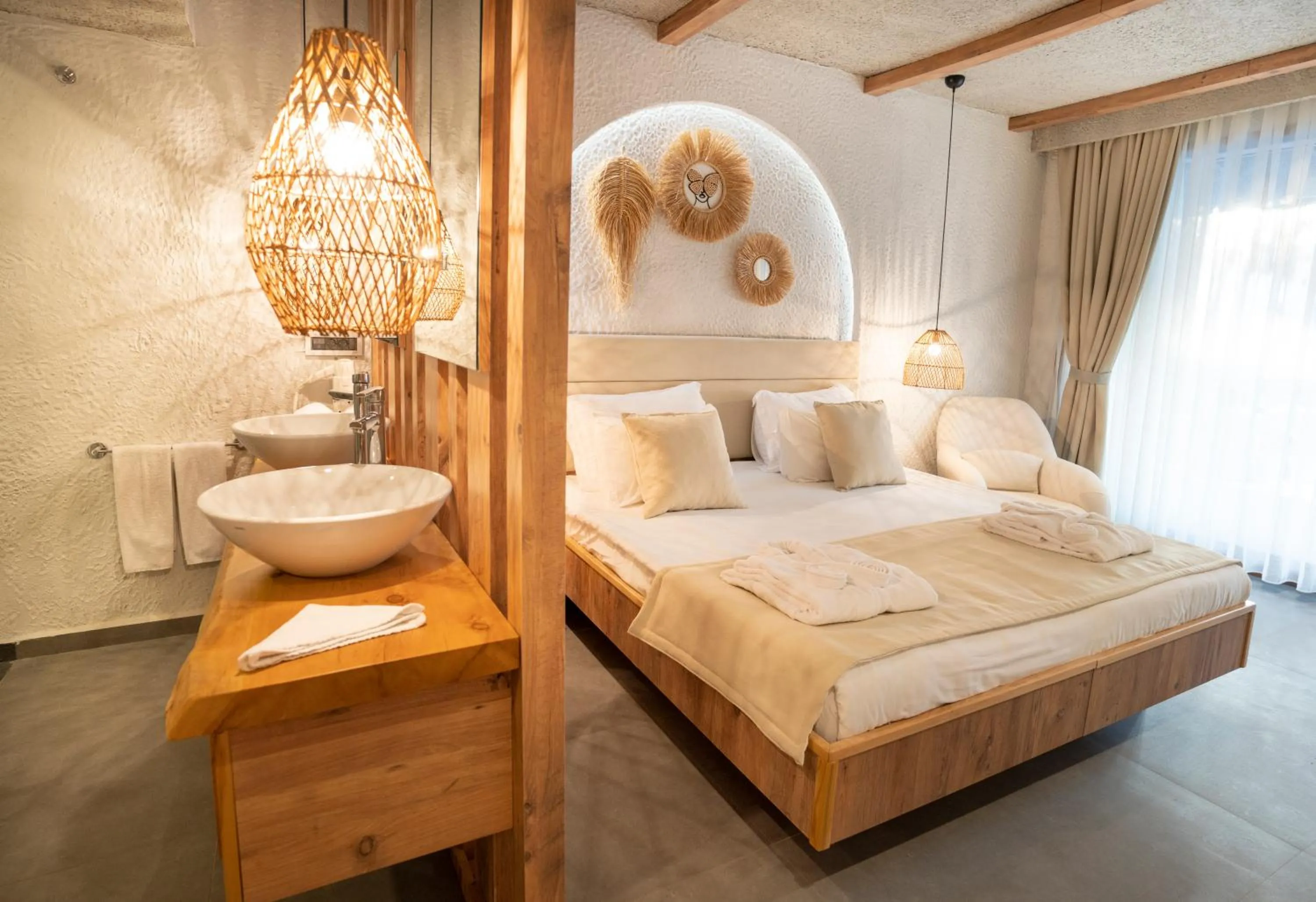Toilet, Bed in Flora Garden Beach Hotel - Adults Only 16 Plus - Couples Concept