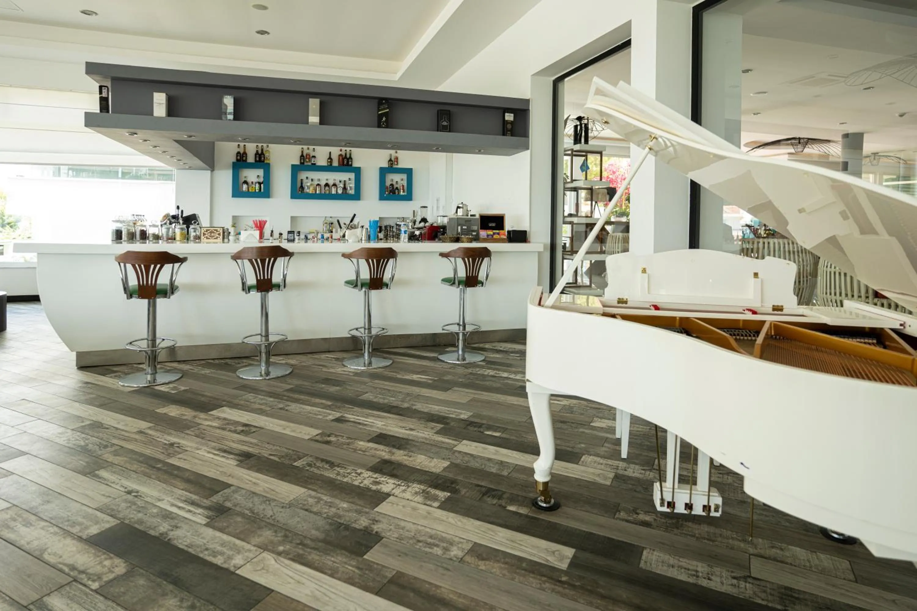 Lounge or bar in Flora Garden Beach Hotel - Adults Only 16 Plus - Couples Concept