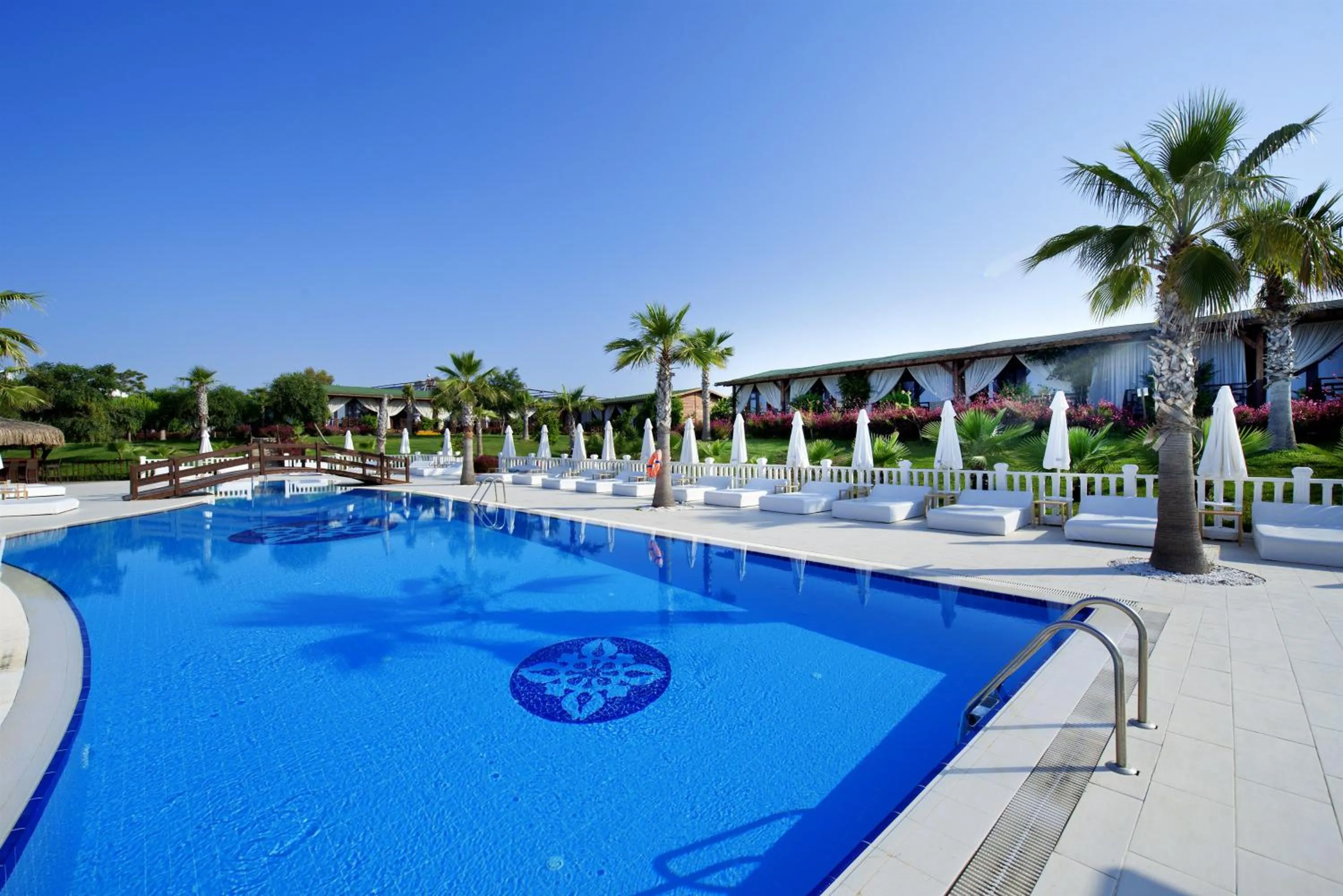 Day in Flora Garden Beach Hotel - Adults Only 16 Plus - Couples Concept