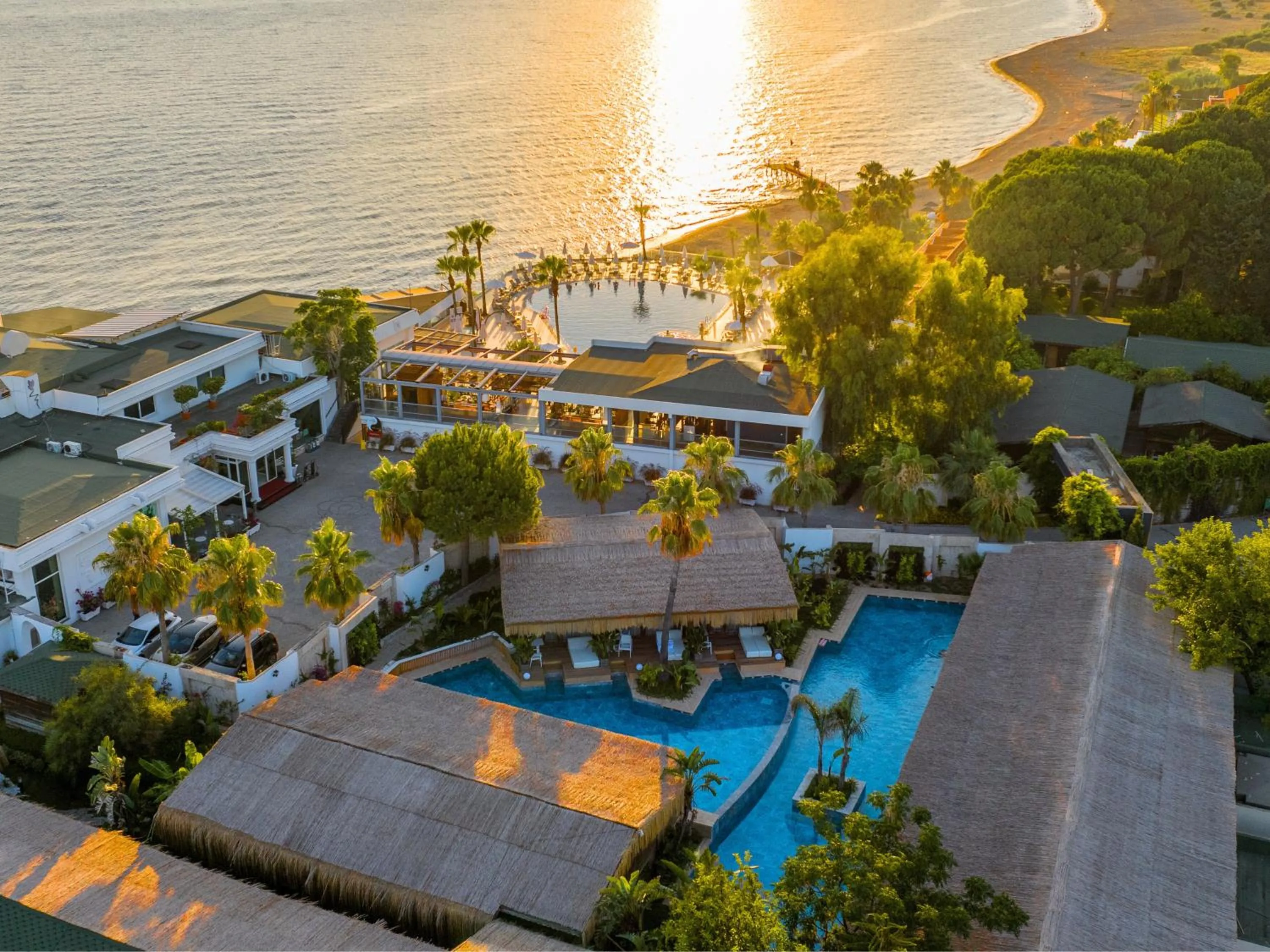 Property building in Flora Garden Beach Hotel - Adults Only 16 Plus - Couples Concept