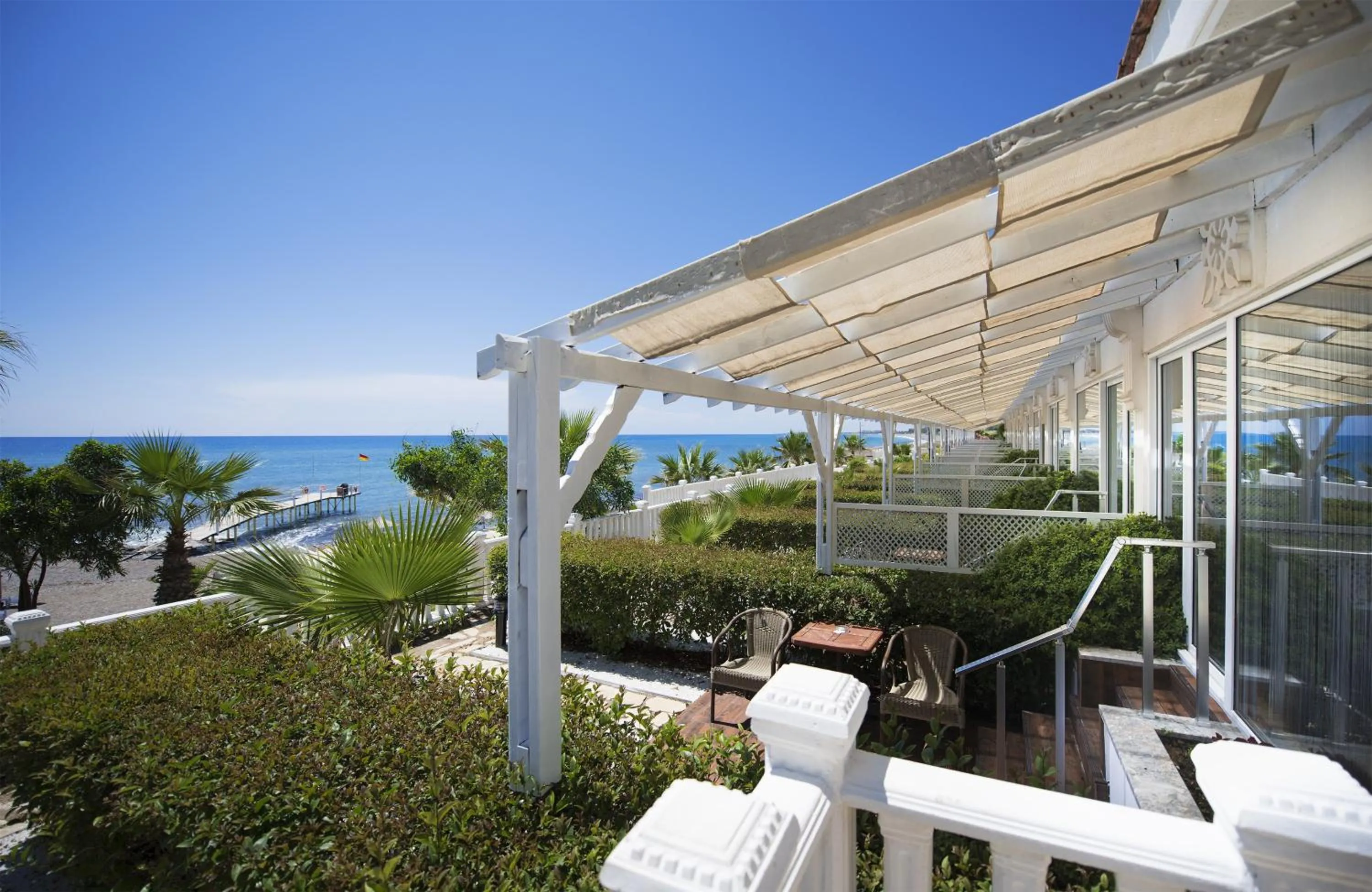 Day in Flora Garden Beach Hotel - Adults Only 16 Plus - Couples Concept