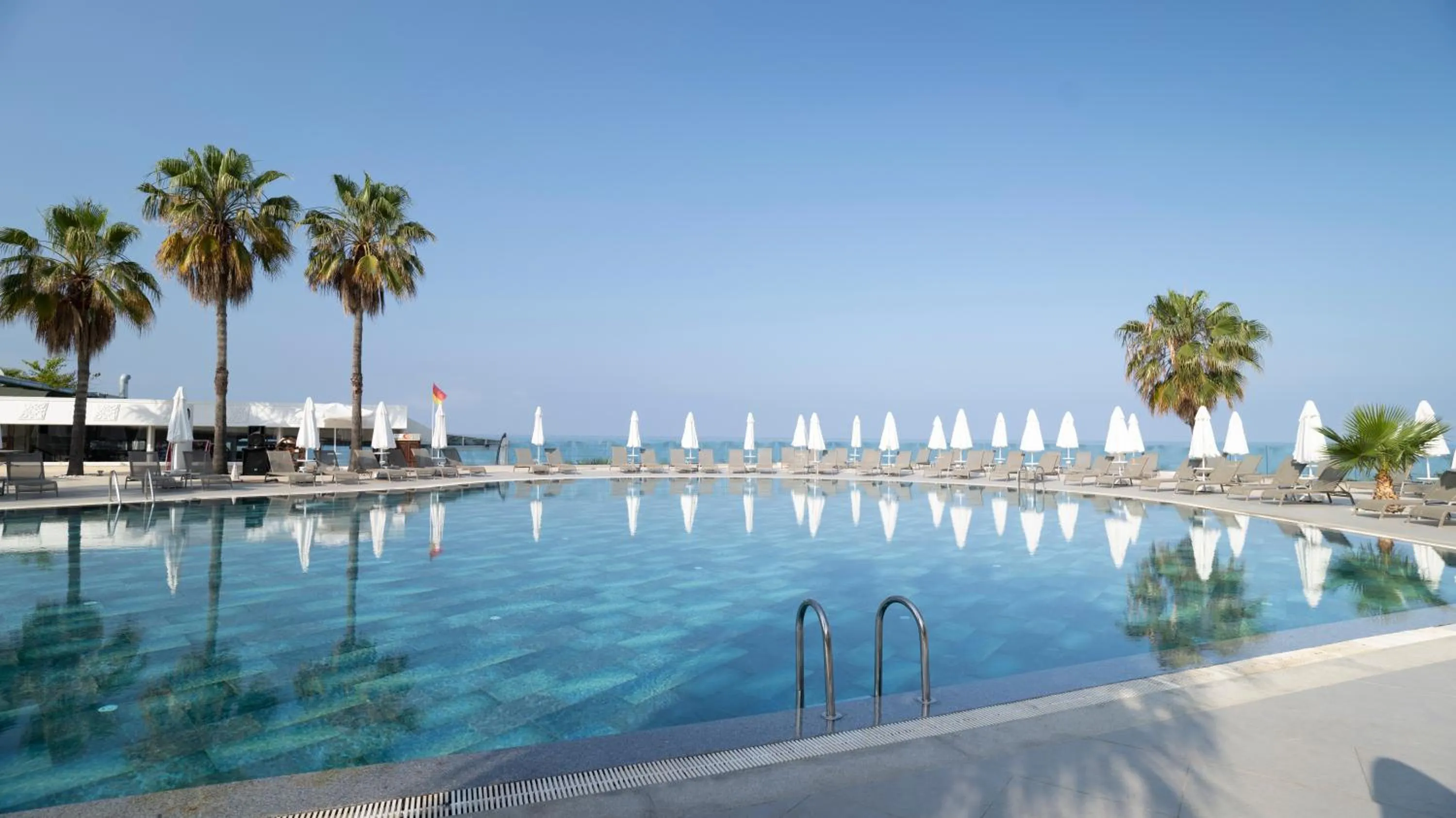 Day in Flora Garden Beach Hotel - Adults Only 16 Plus - Couples Concept