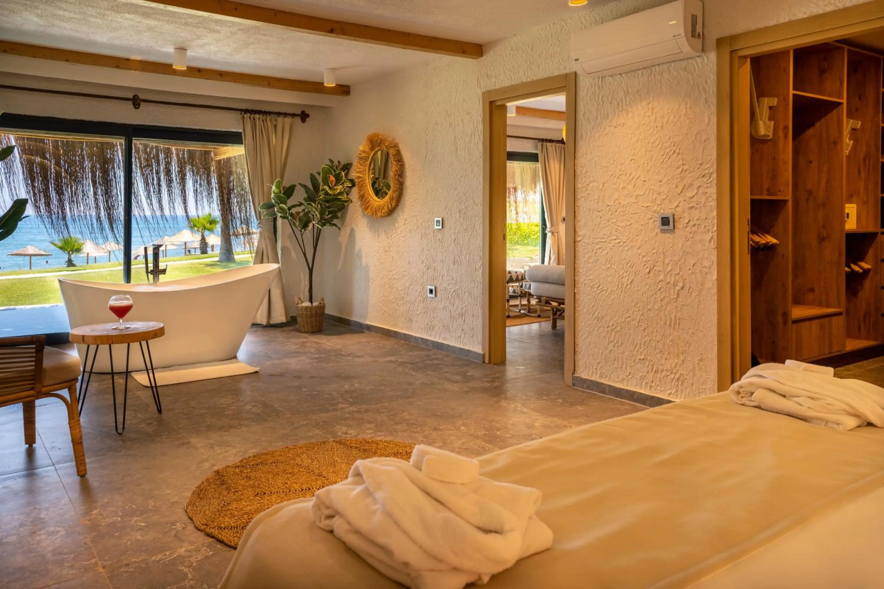 Bedroom, Bed in Flora Garden Beach Hotel - Adults Only 16 Plus - Couples Concept