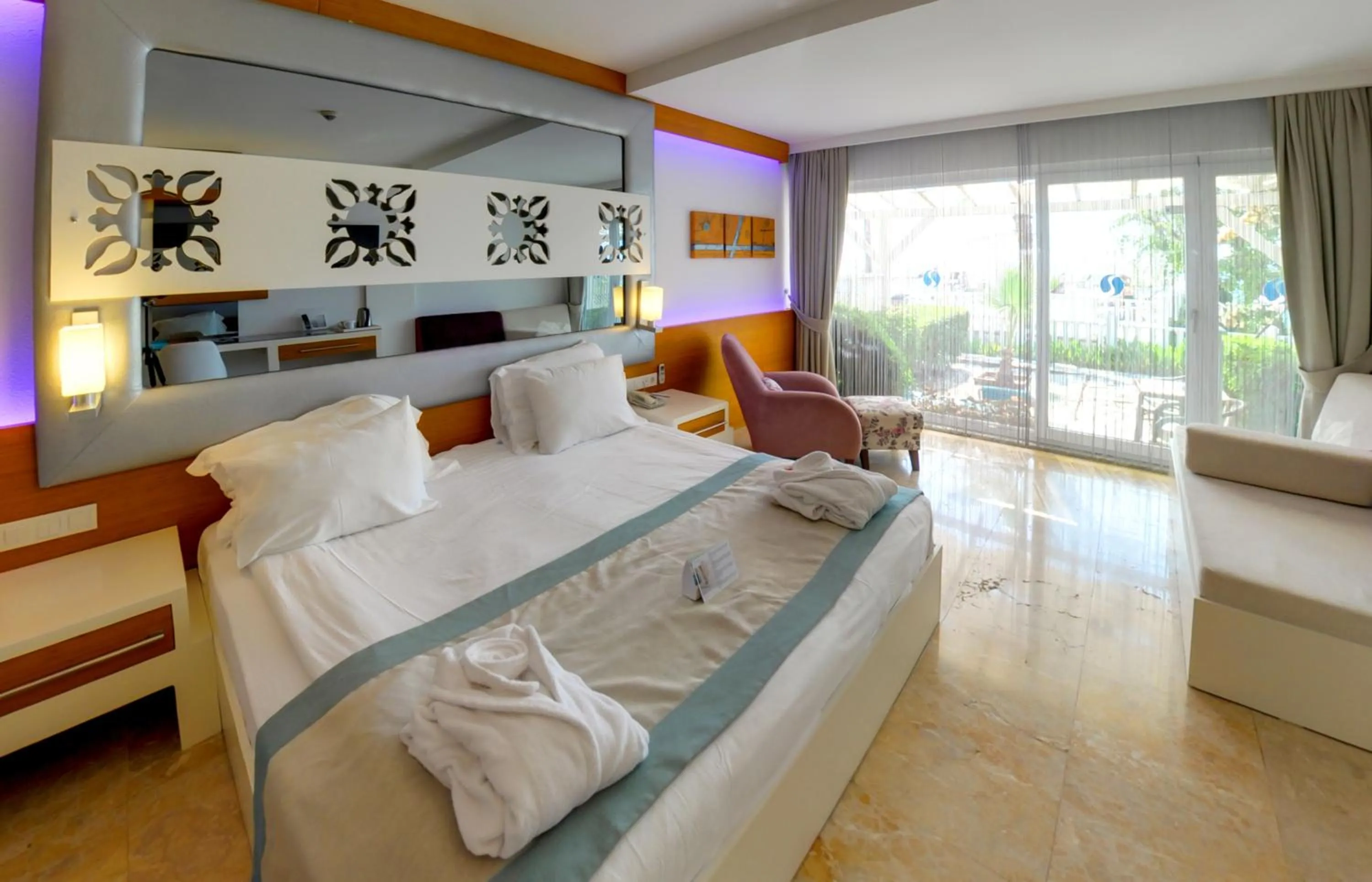 Bed in Flora Garden Beach Hotel - Adults Only 16 Plus - Couples Concept