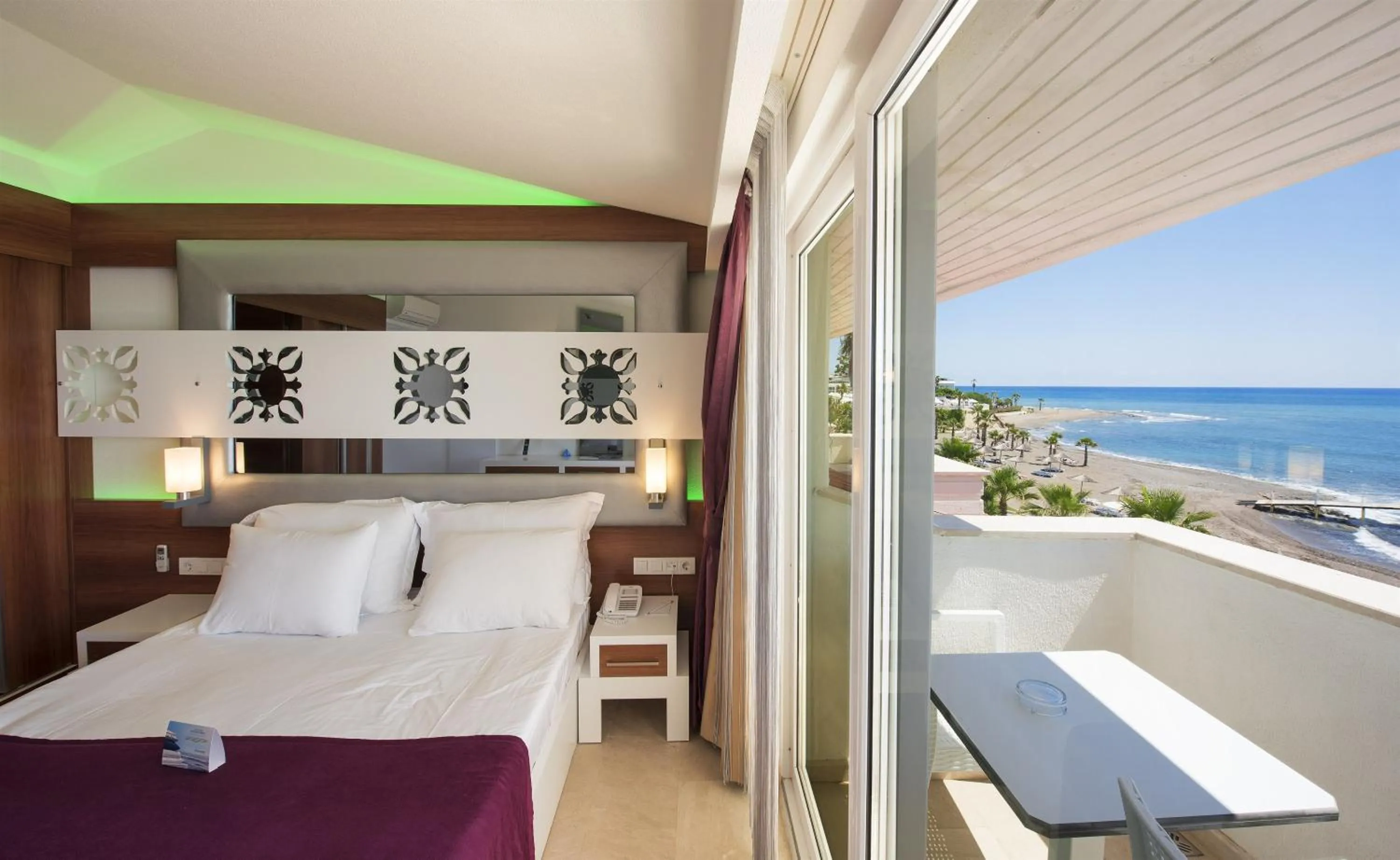 Bed in Flora Garden Beach Hotel - Adults Only 16 Plus - Couples Concept